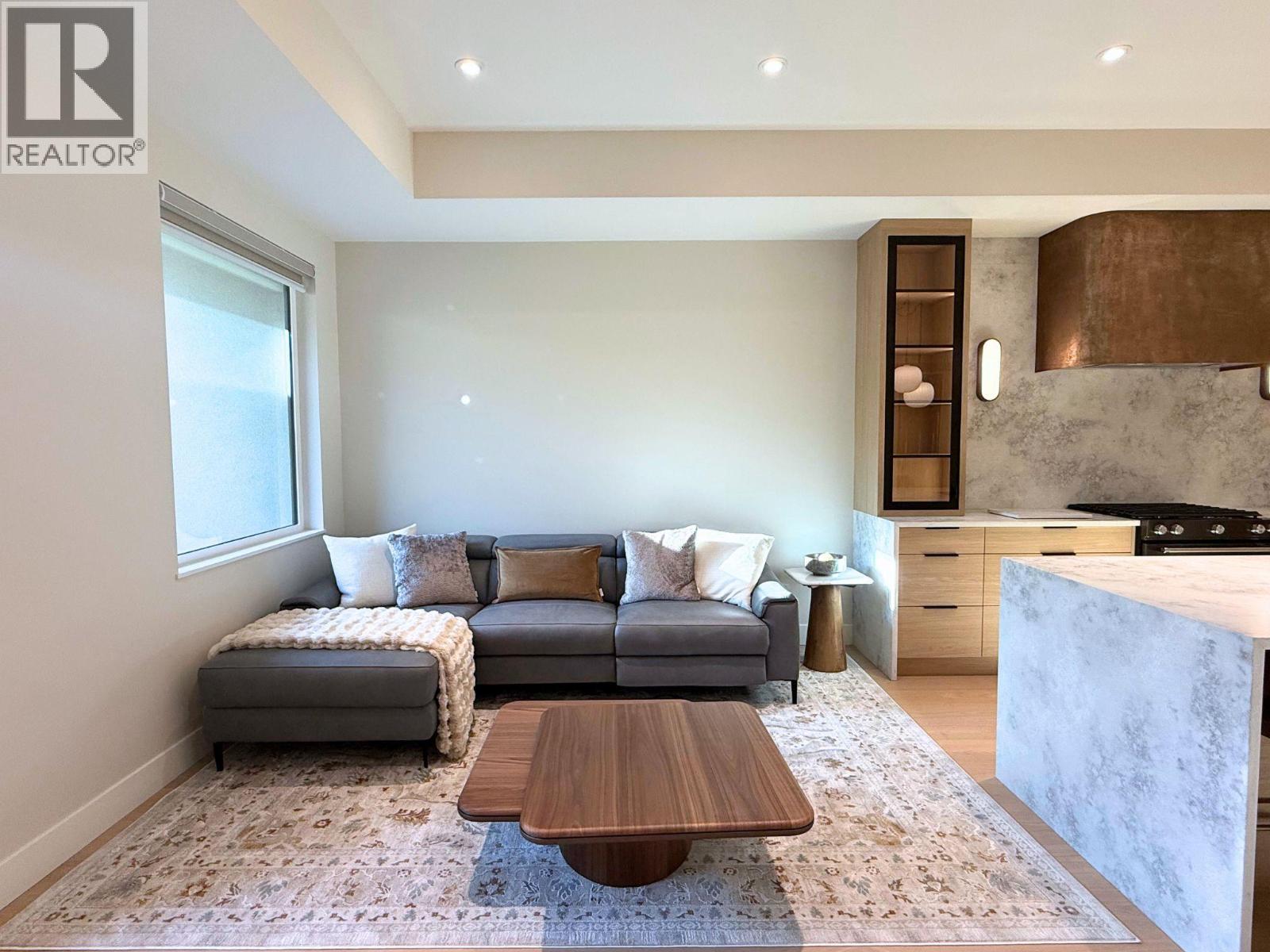 781 Martin Avenue Unit# 4