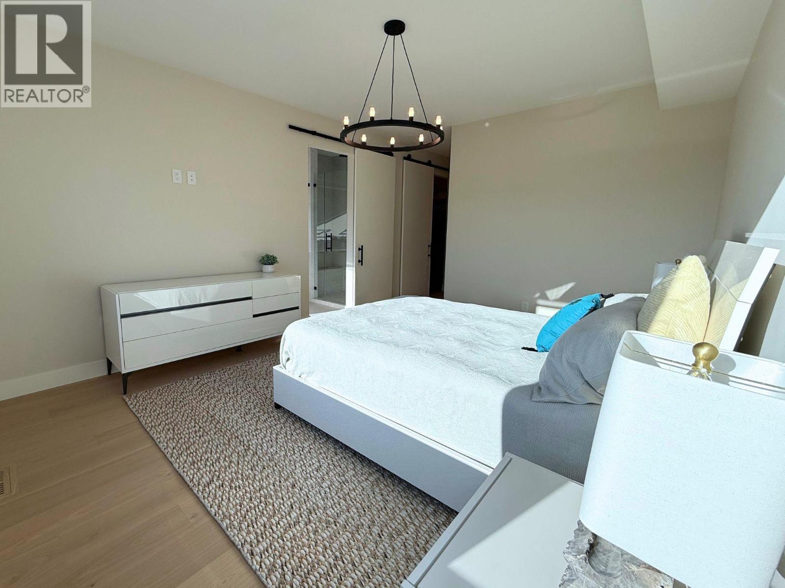781 Martin Avenue Unit# 4
