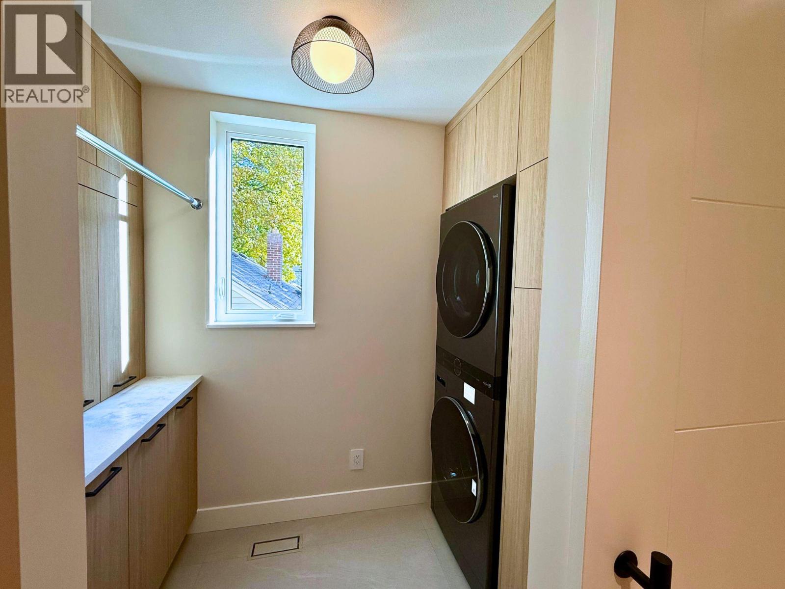 781 Martin Avenue Unit# 4
