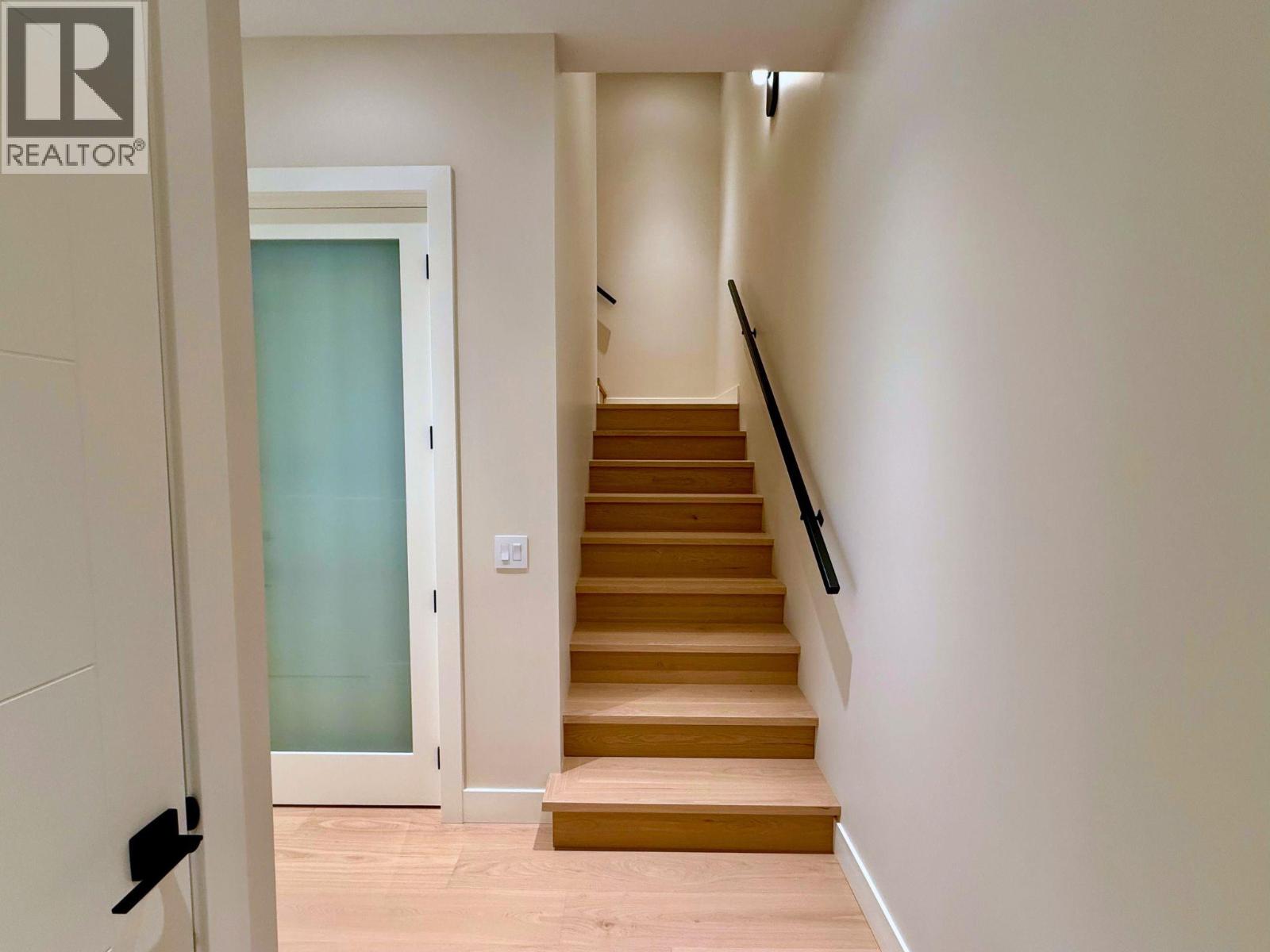 781 Martin Avenue Unit# 4