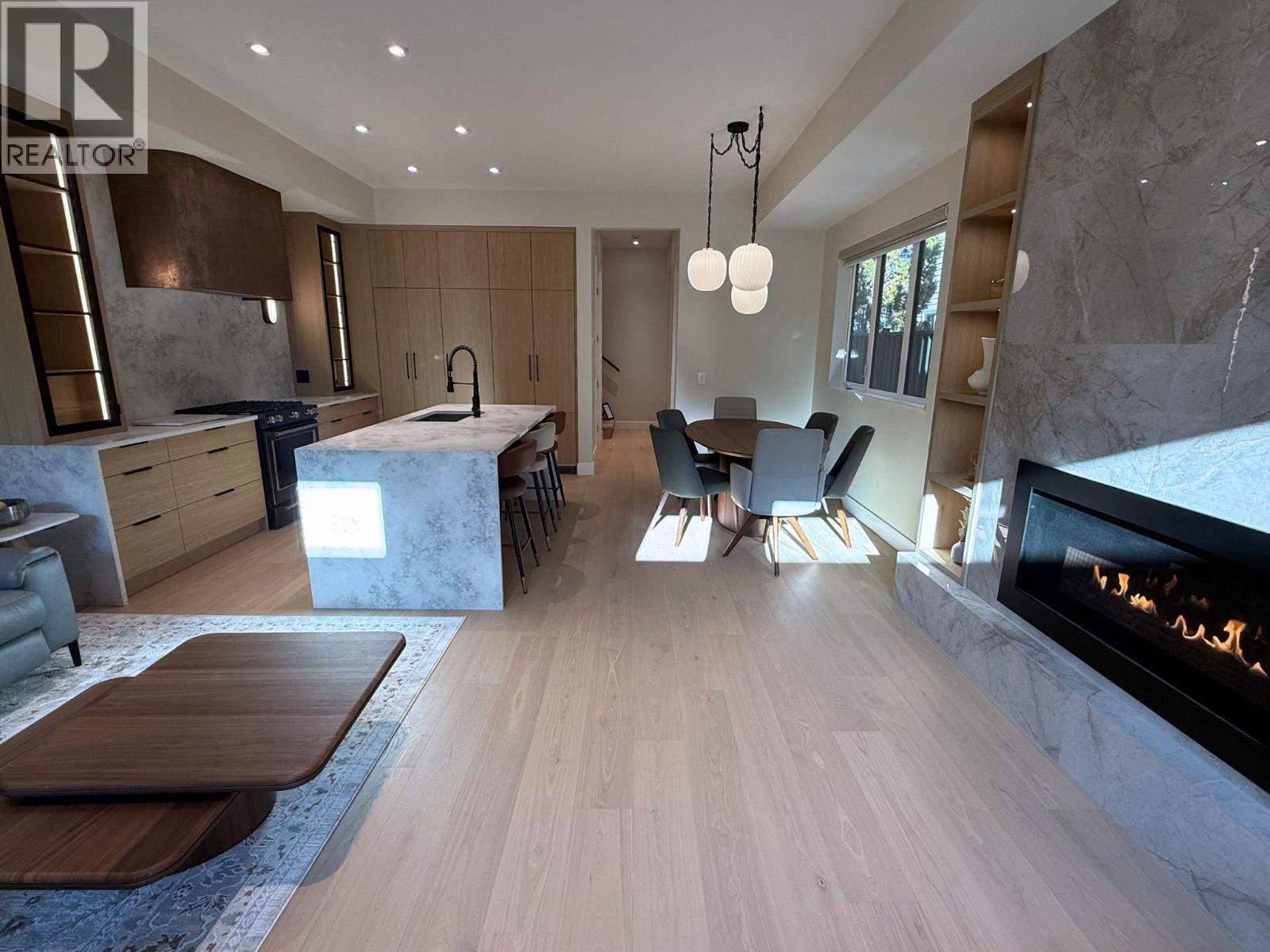 781 Martin Avenue Unit# 4