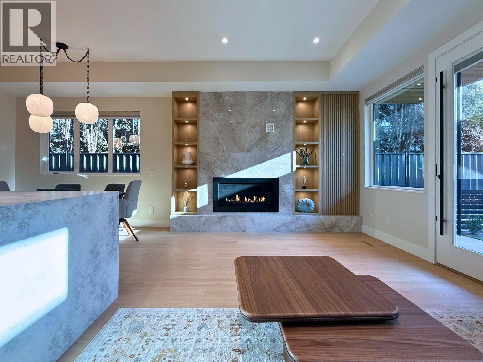 781 Martin Avenue Unit# 4