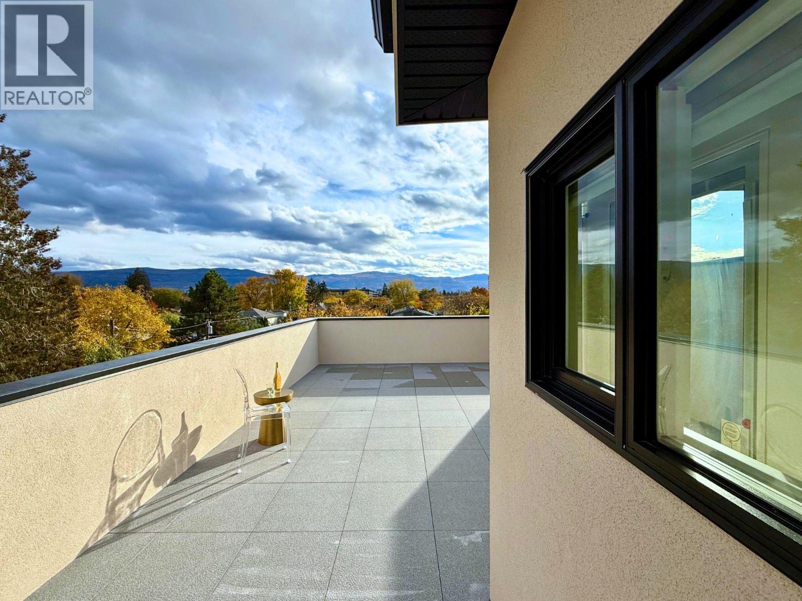 781 Martin Avenue Unit# 4
