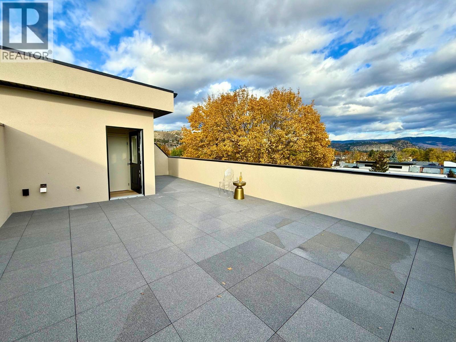 781 Martin Avenue Unit# 4