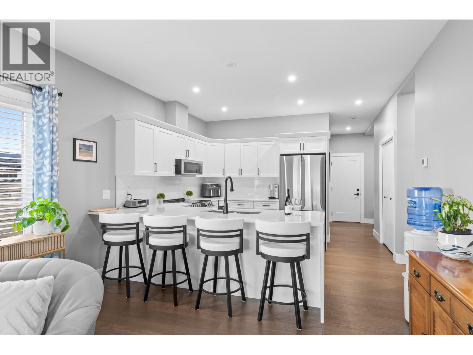 3763 St. James Drive