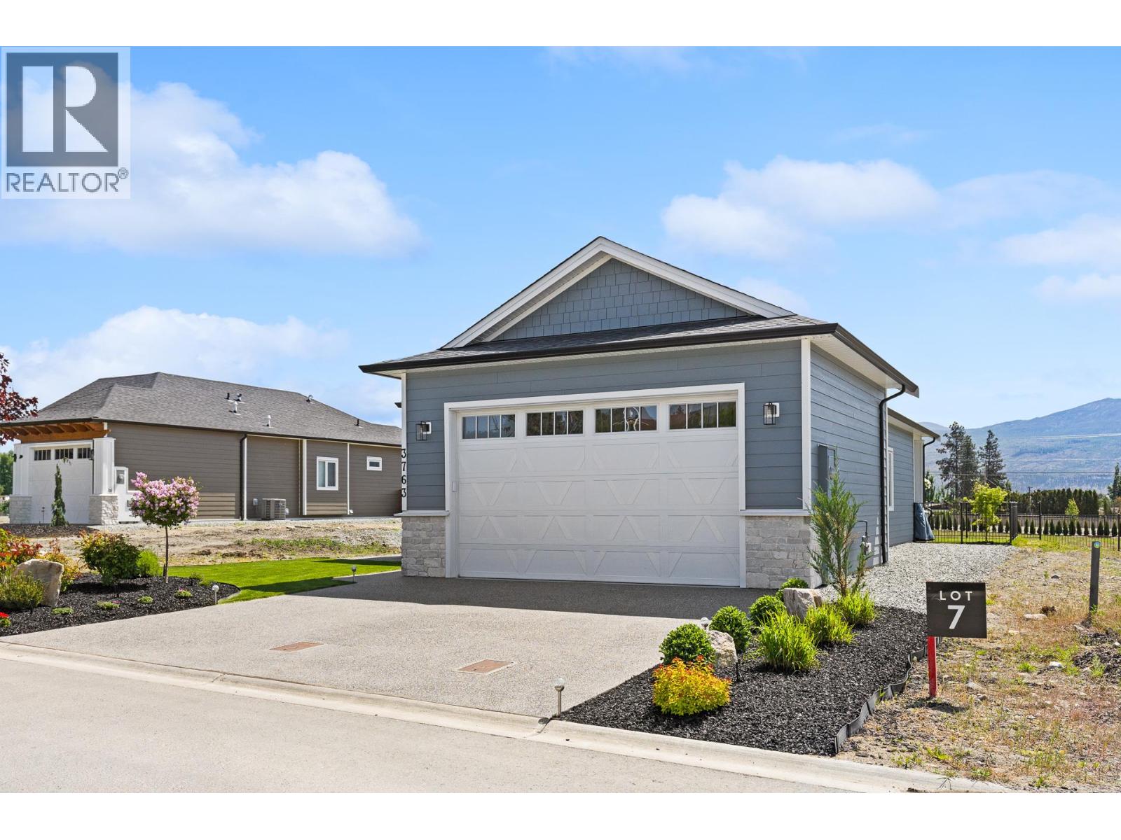 3763 St. James Drive