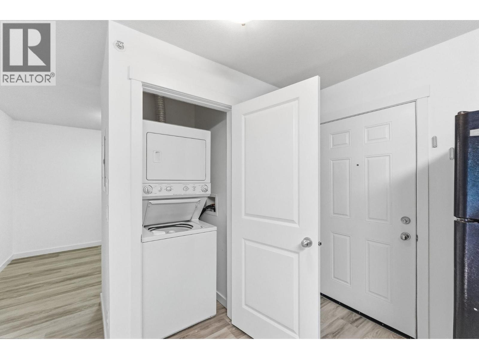 1483 Glenmore Road Unit# 311