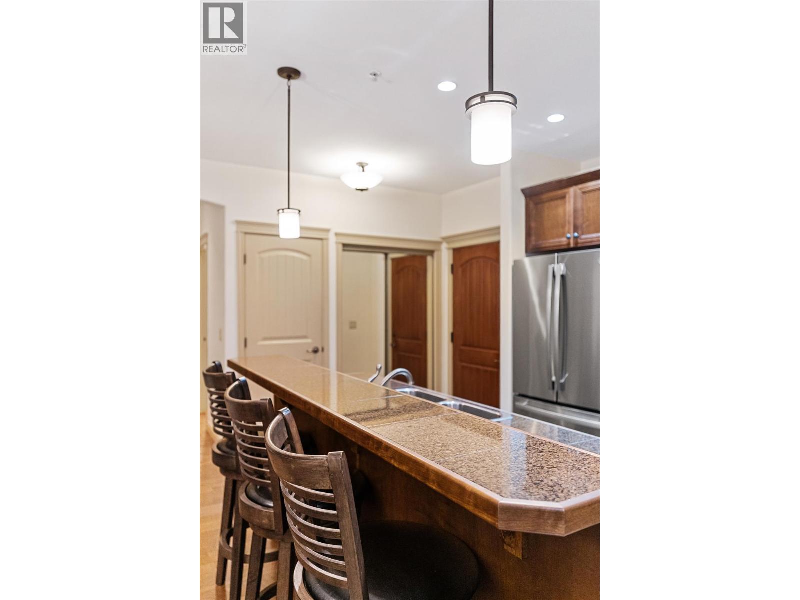 2780 Auburn Road Unit# 206