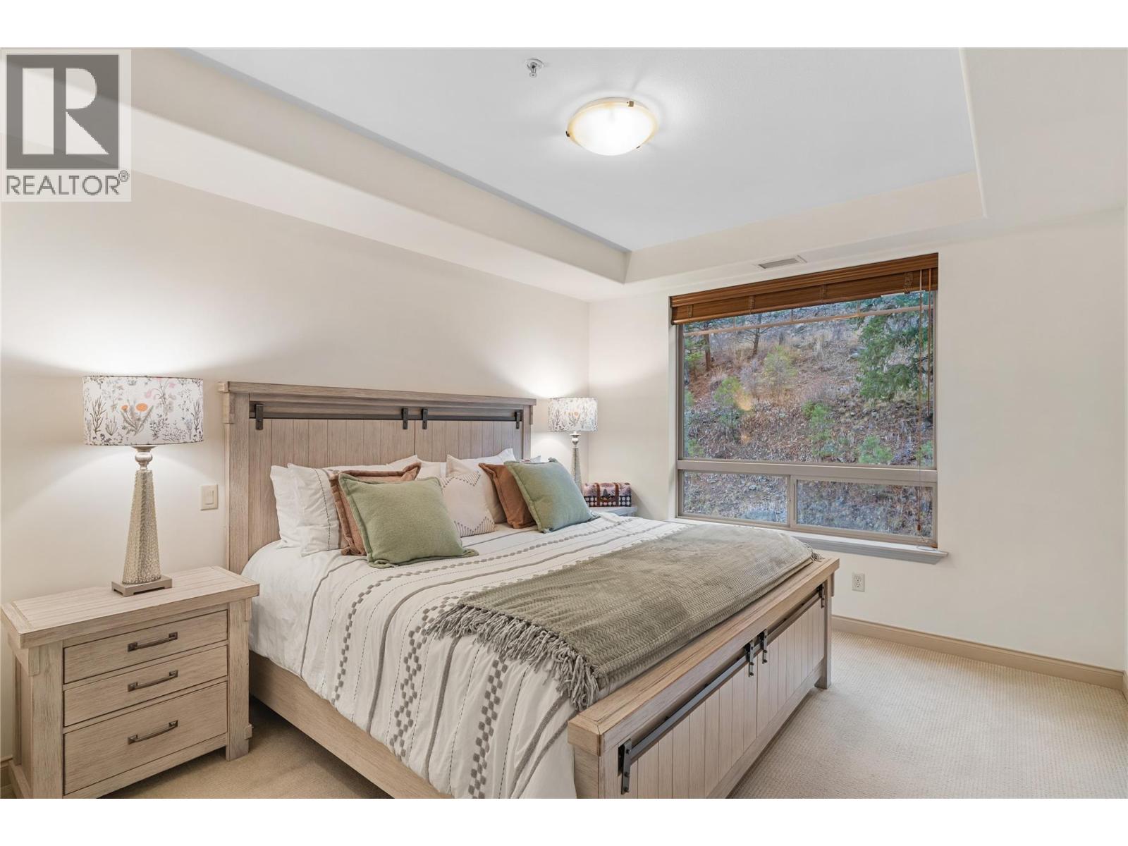 2780 Auburn Road Unit# 206