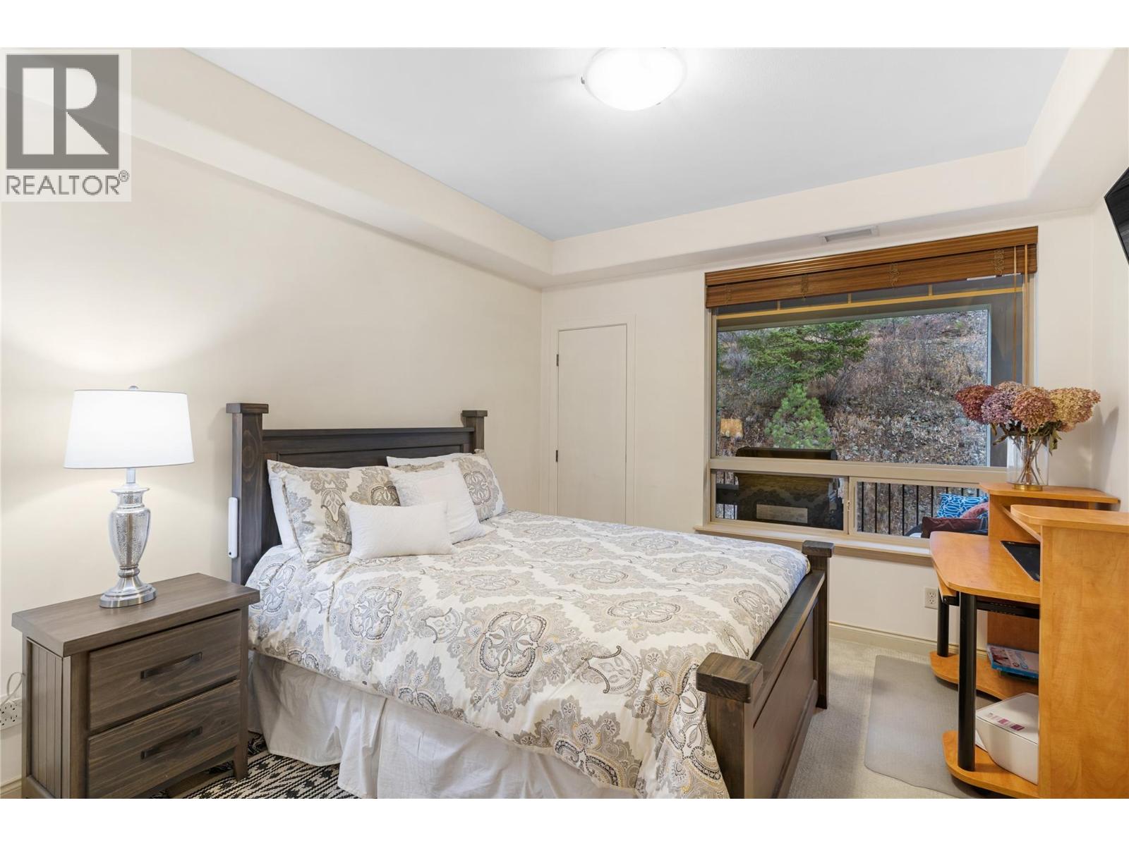 2780 Auburn Road Unit# 206