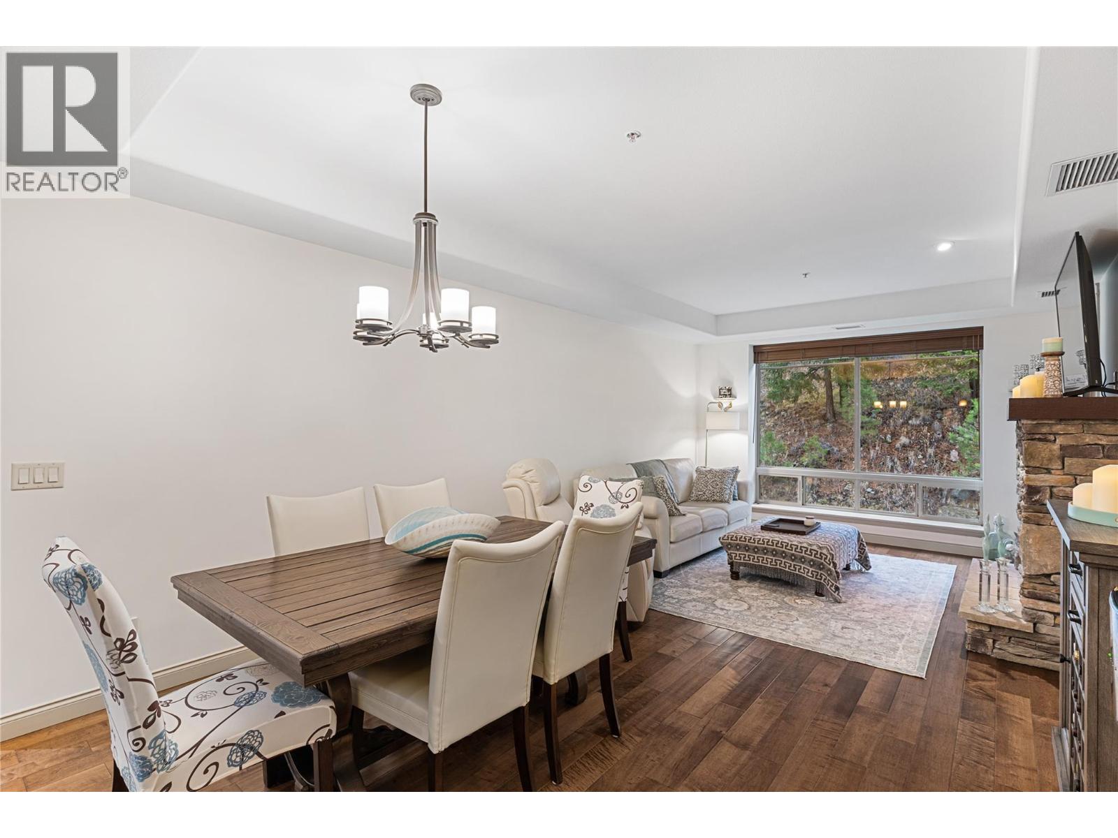 2780 Auburn Road Unit# 206