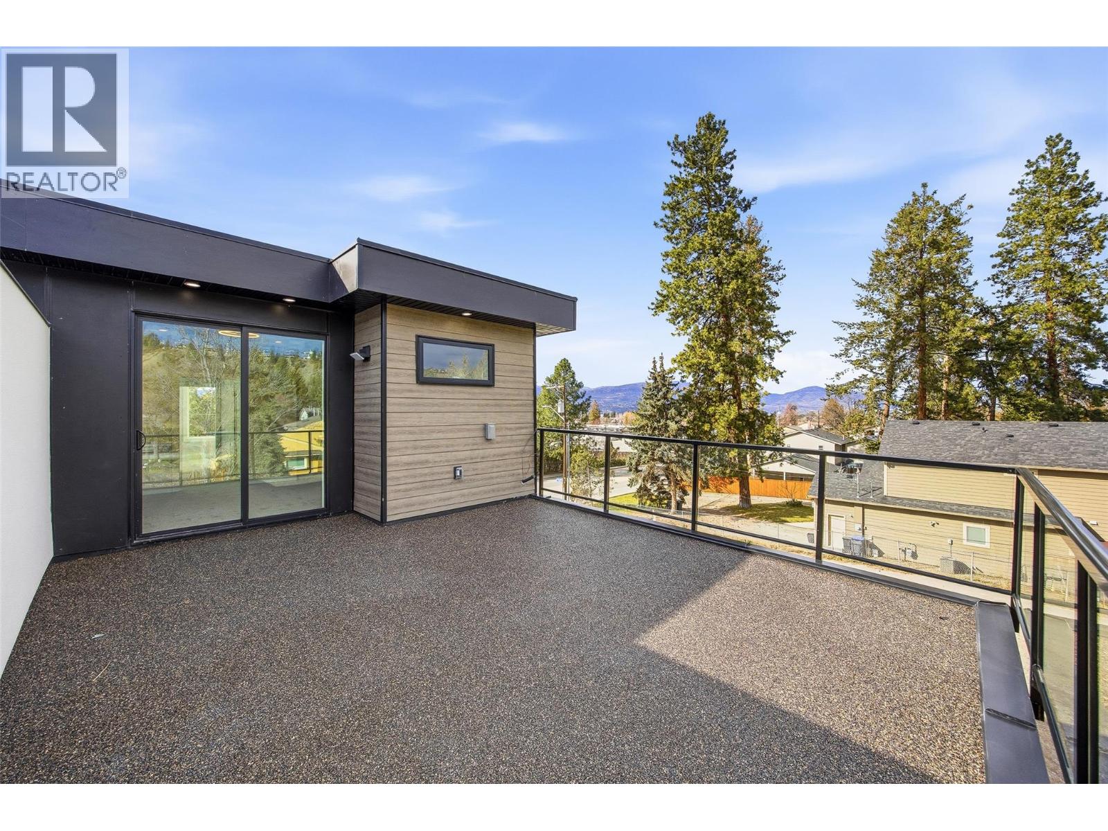 4563 Gordon Drive