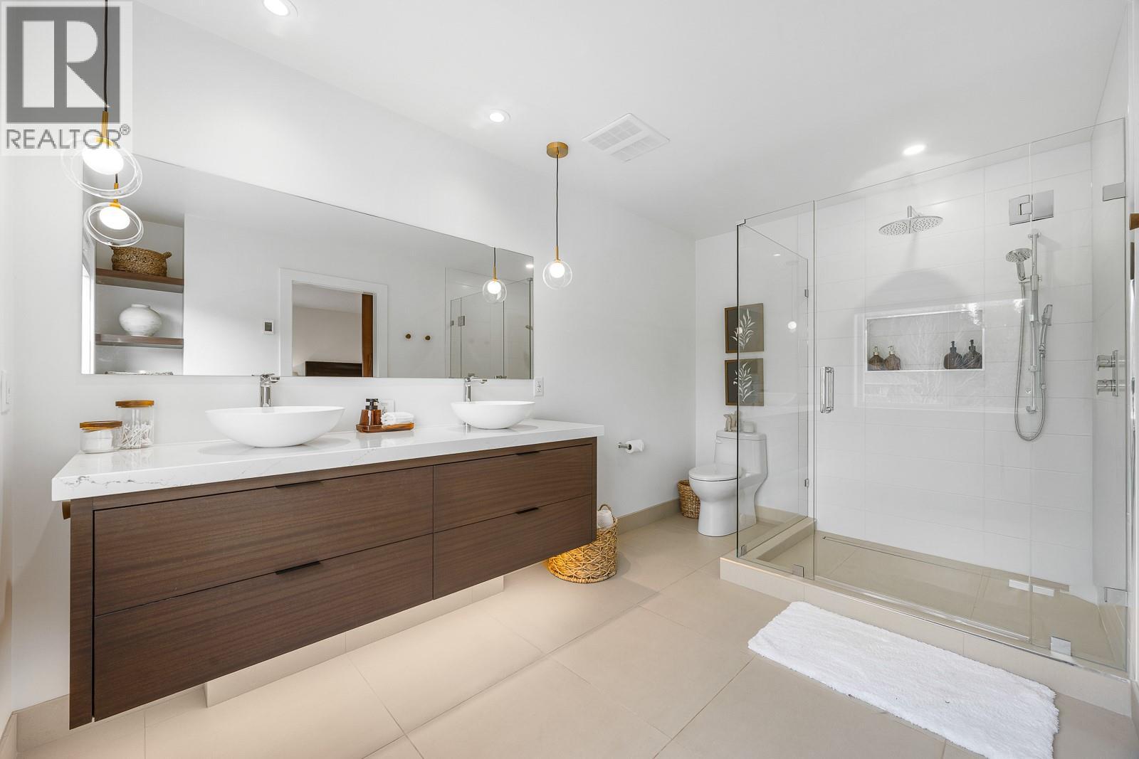 328 Woodpark Crescent