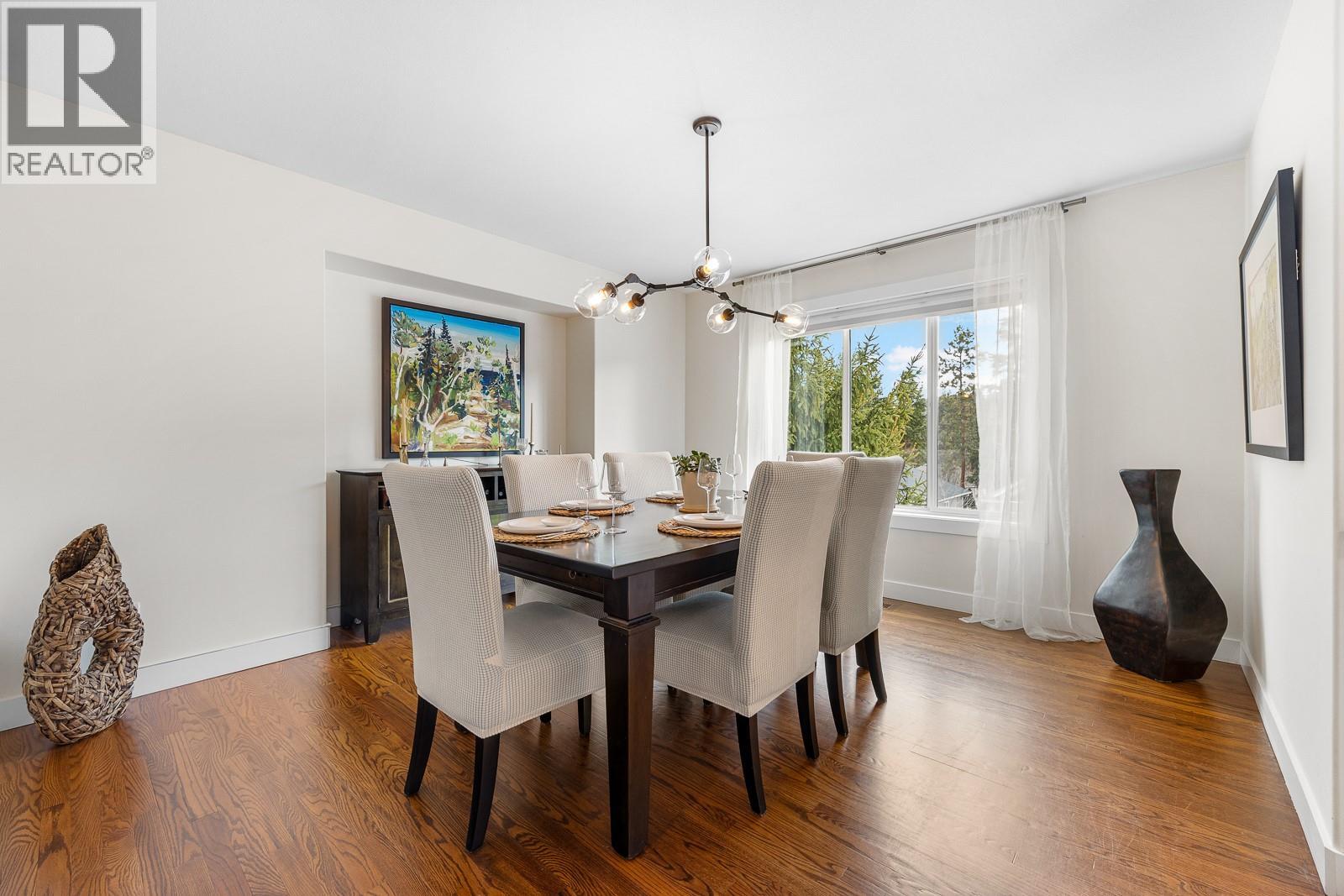 328 Woodpark Crescent