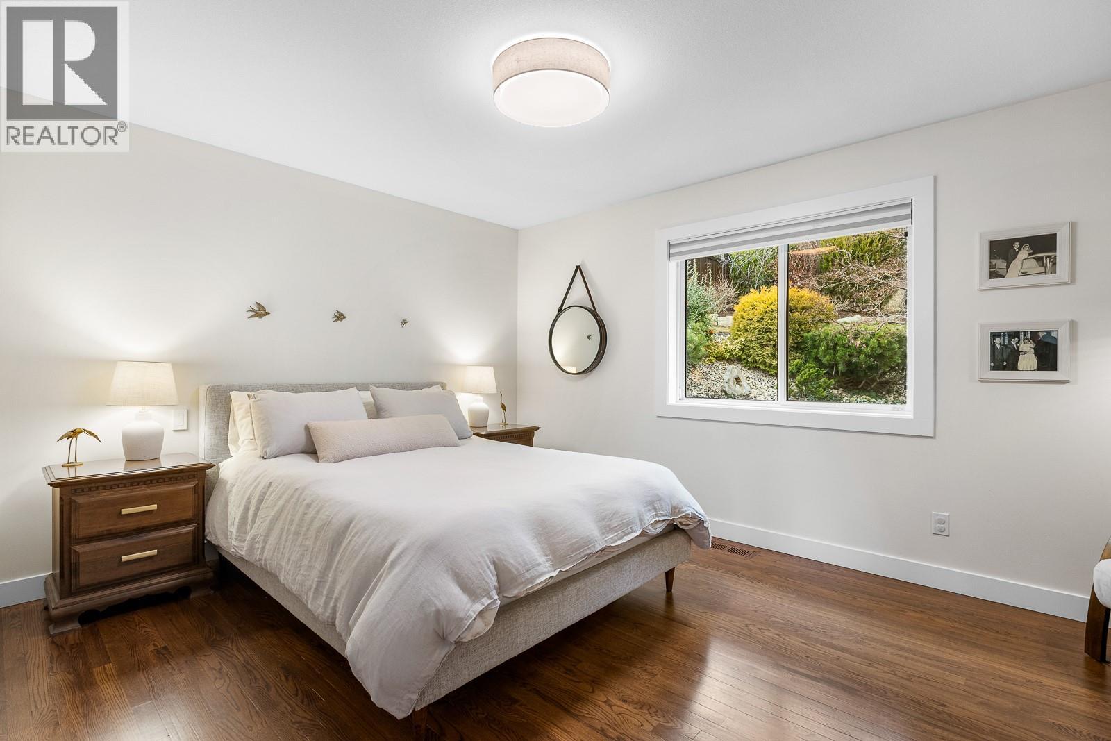 328 Woodpark Crescent