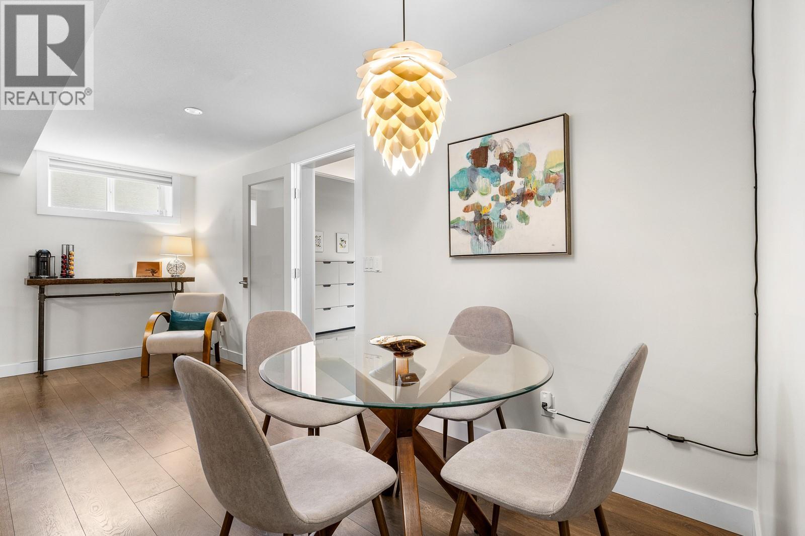 328 Woodpark Crescent