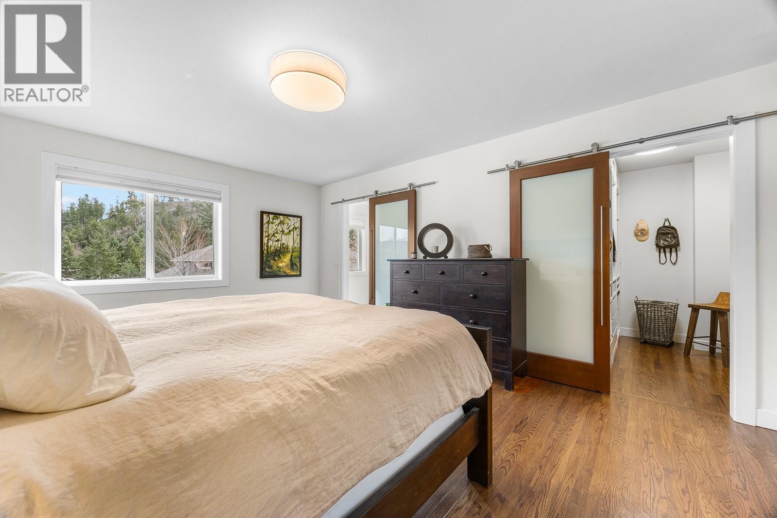 328 Woodpark Crescent