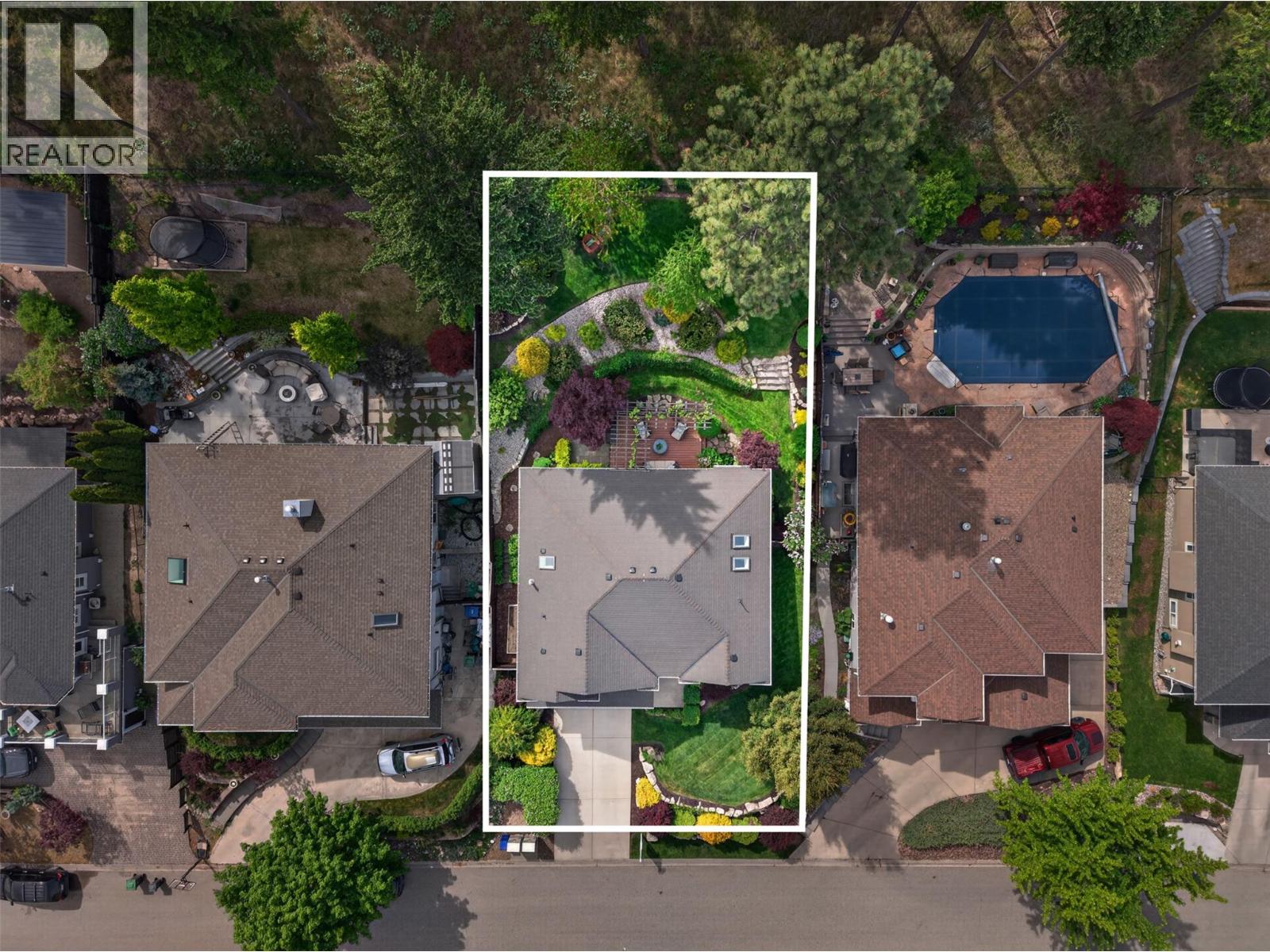 328 Woodpark Crescent