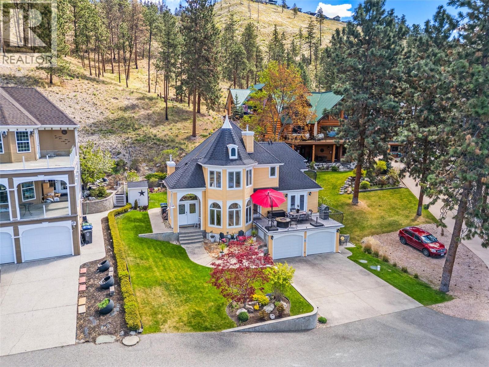 10563 Okanagan Centre Road W