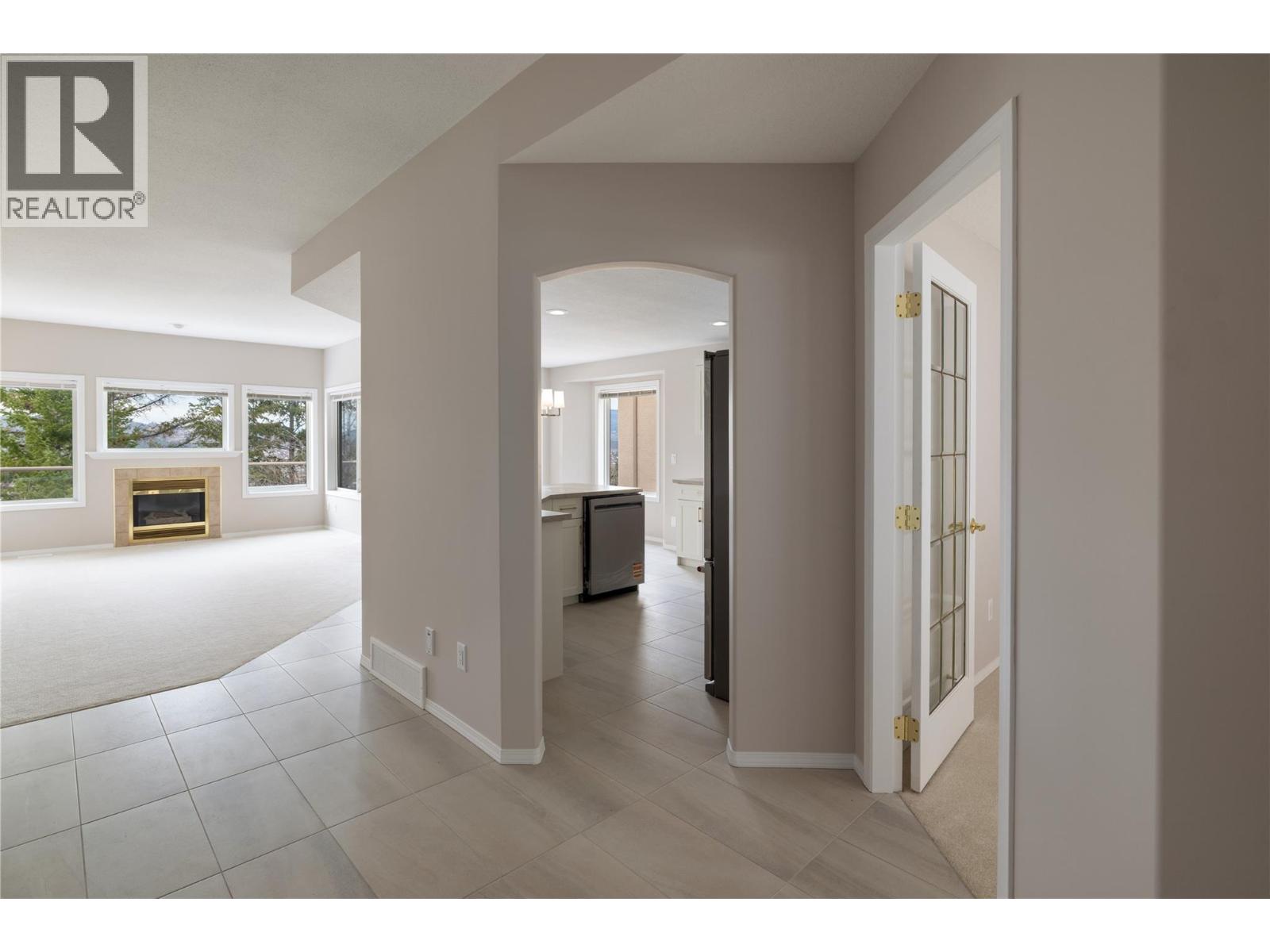 2300 Silver Place Unit# 14