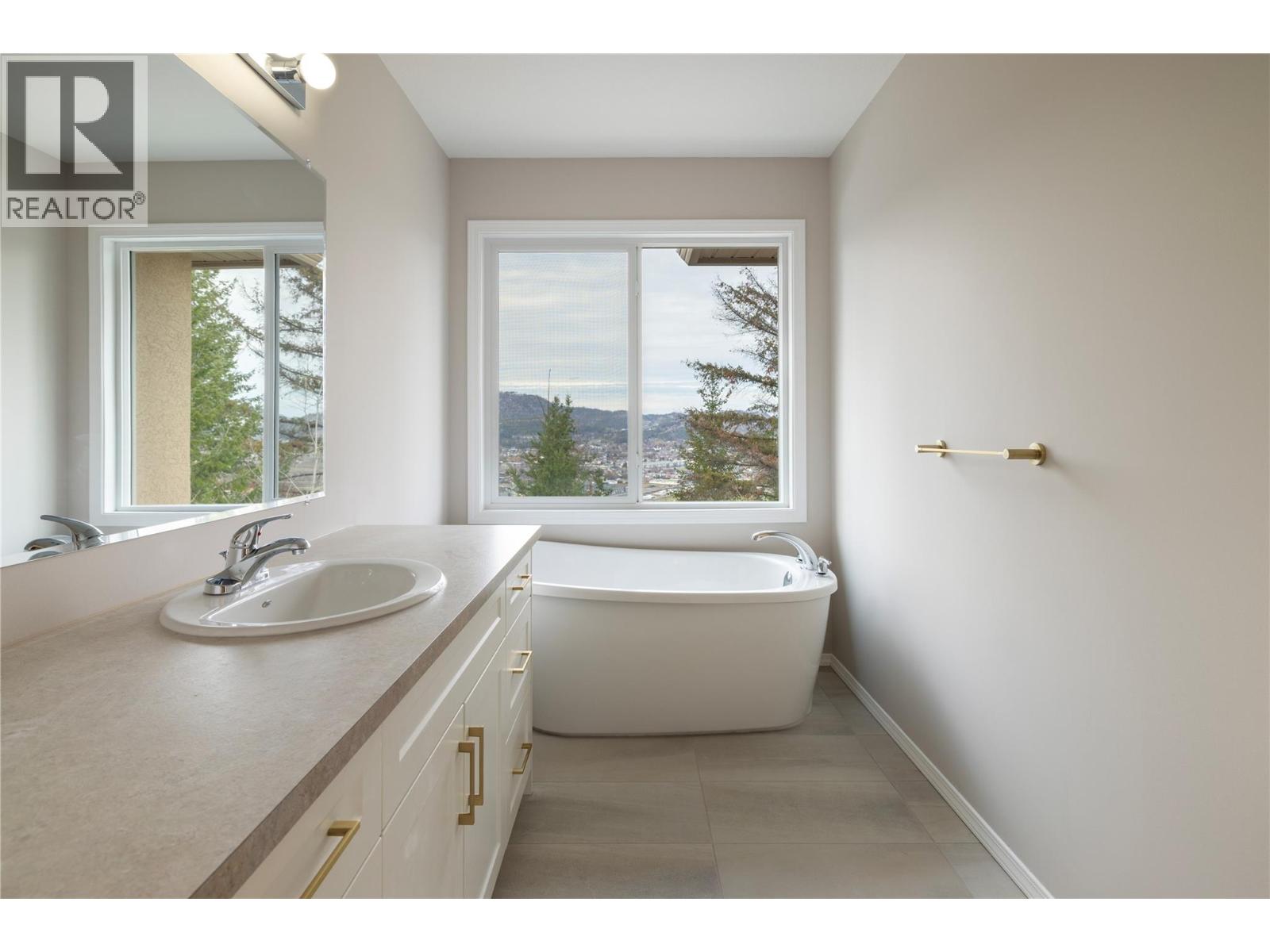 2300 Silver Place Unit# 14