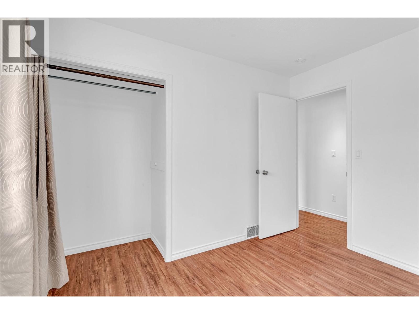 693 Paret Place