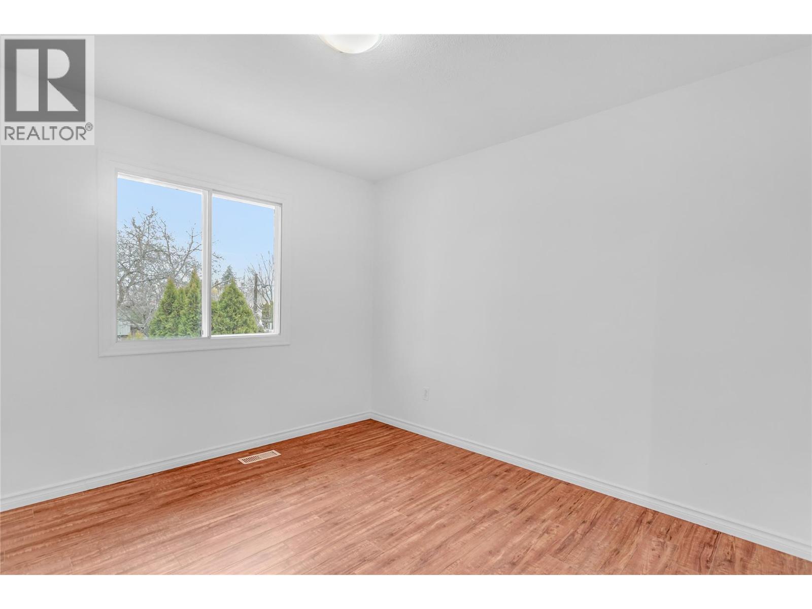 693 Paret Place