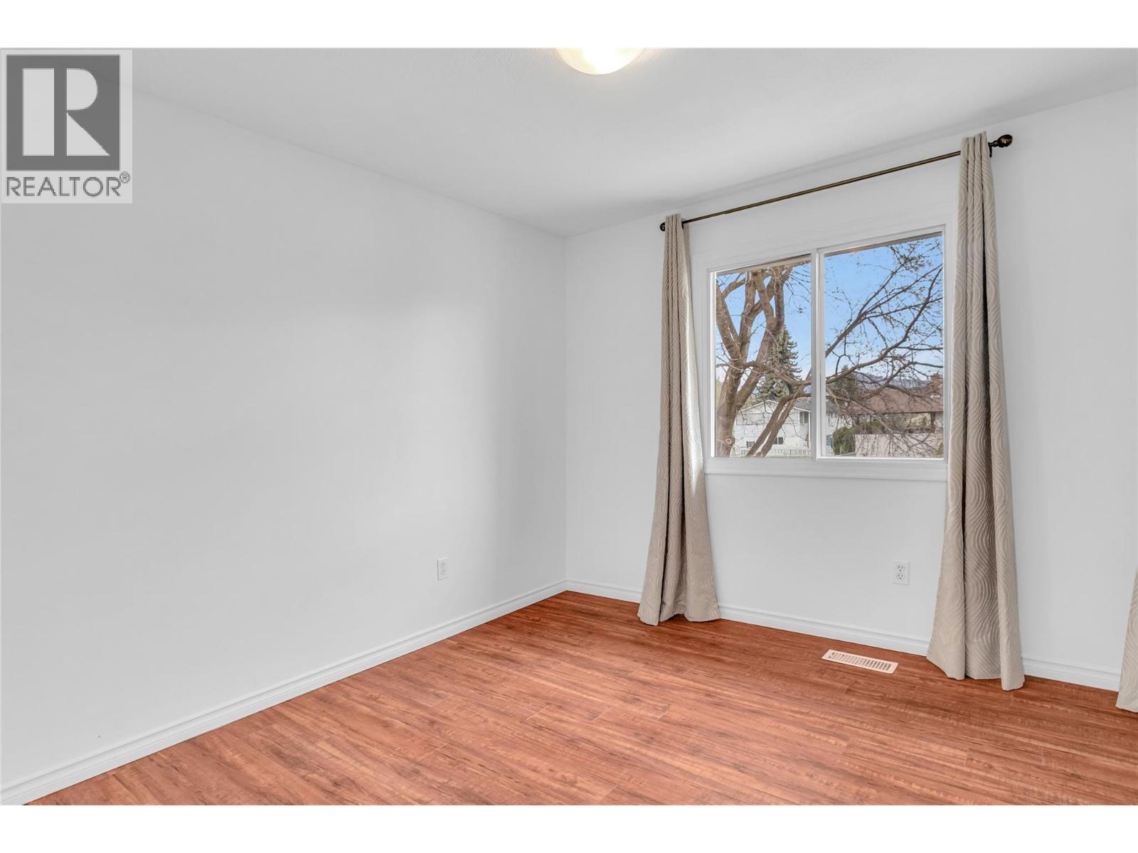 693 Paret Place