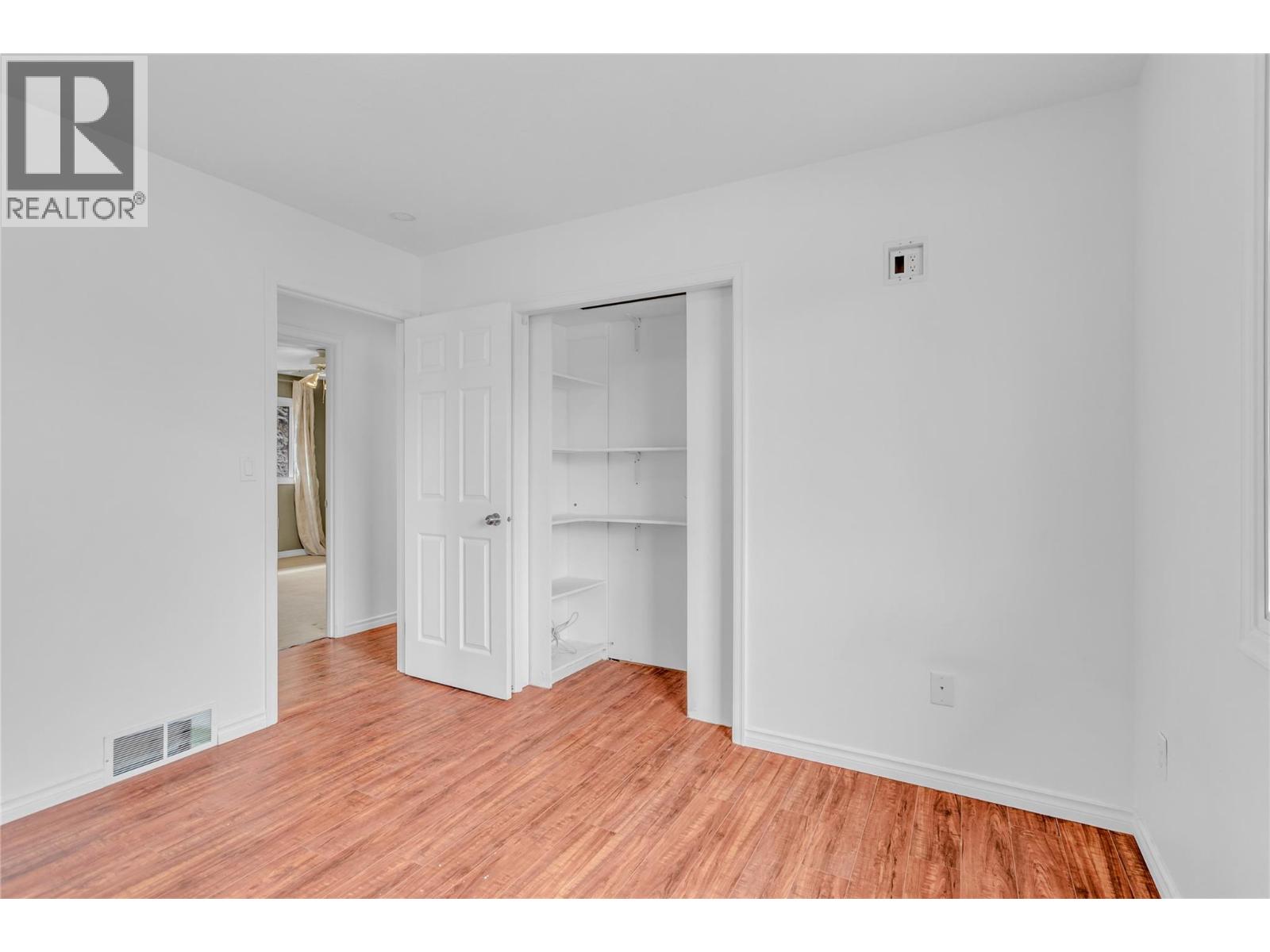 693 Paret Place