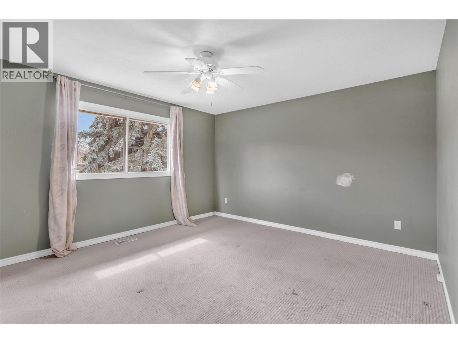 693 Paret Place