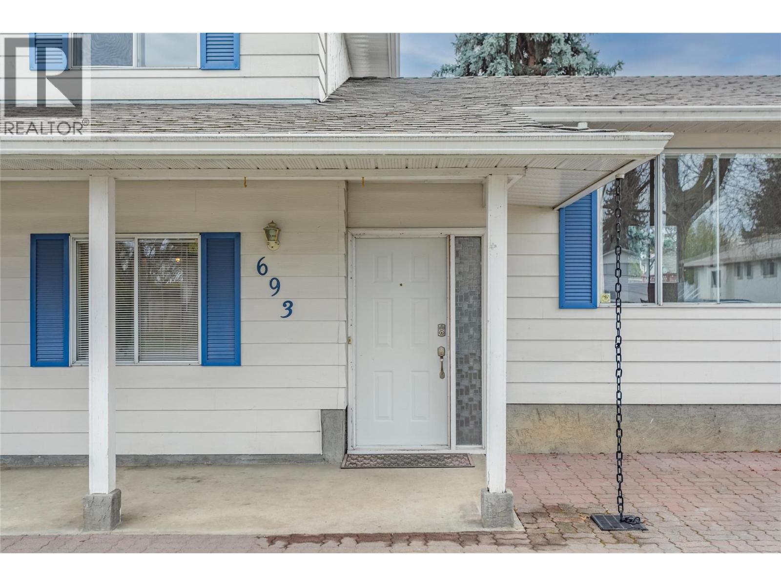 693 Paret Place