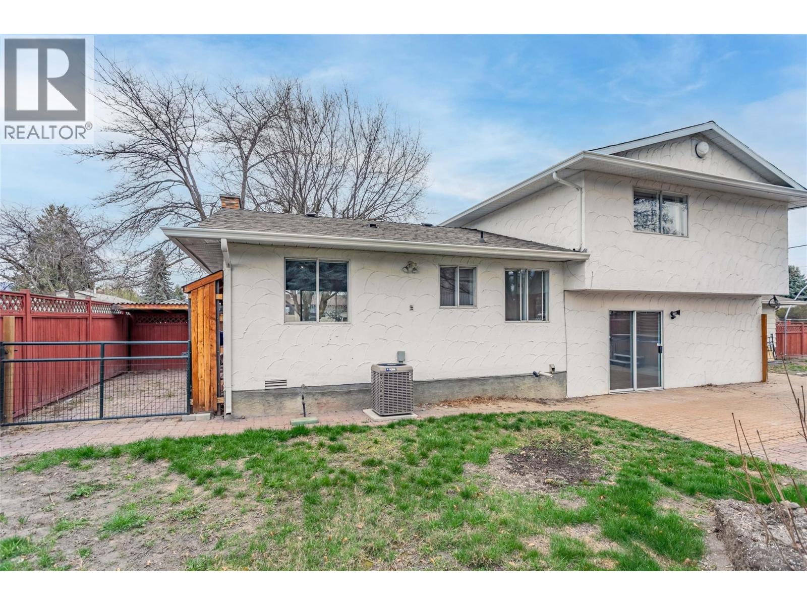 693 Paret Place