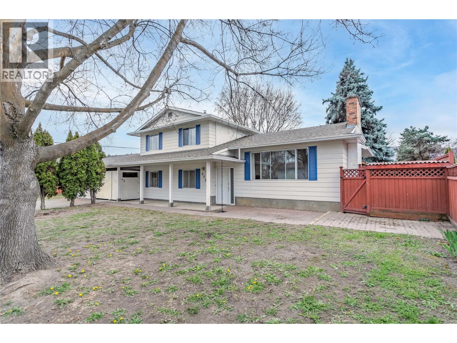 693 Paret Place