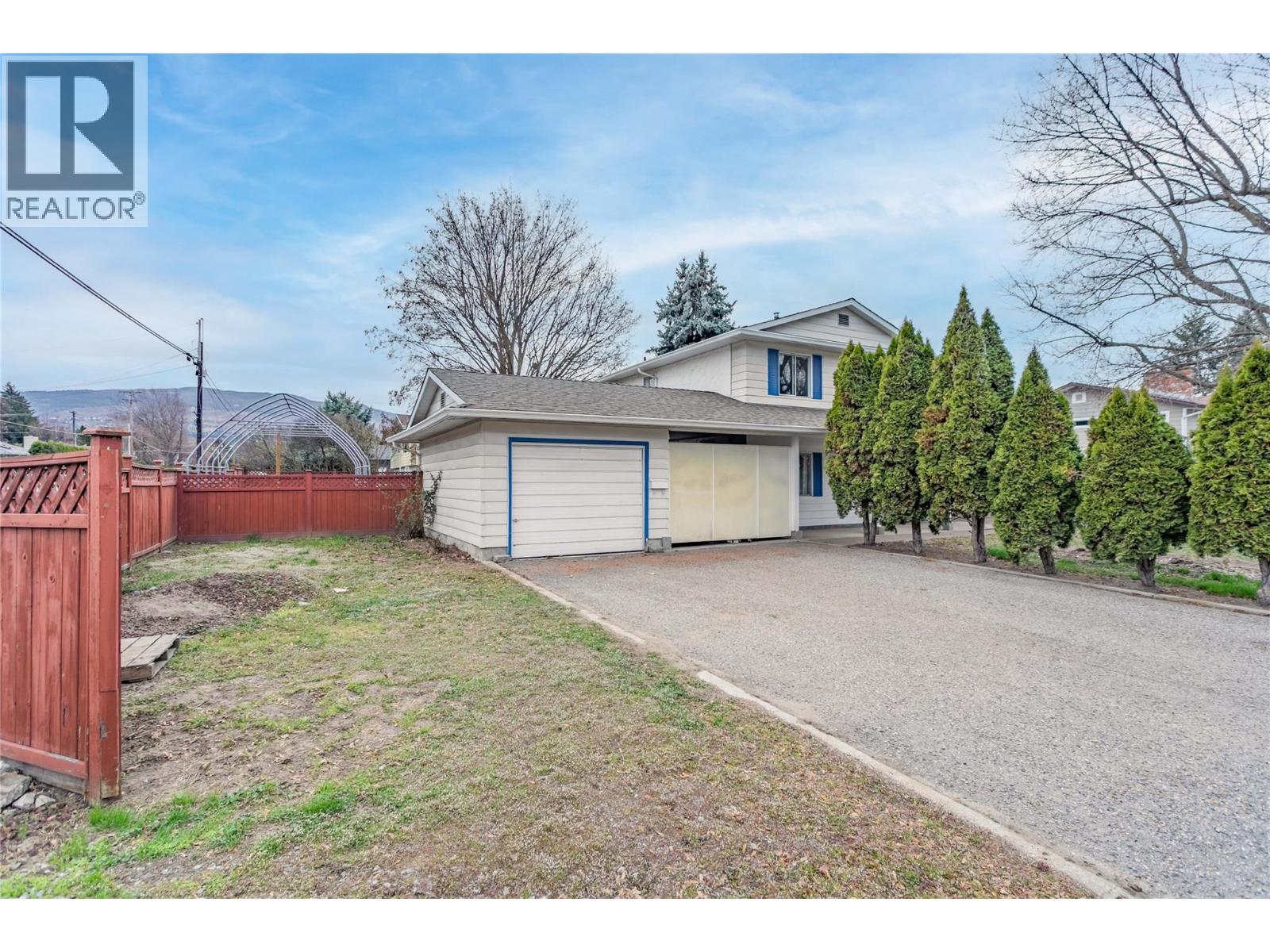 693 Paret Place