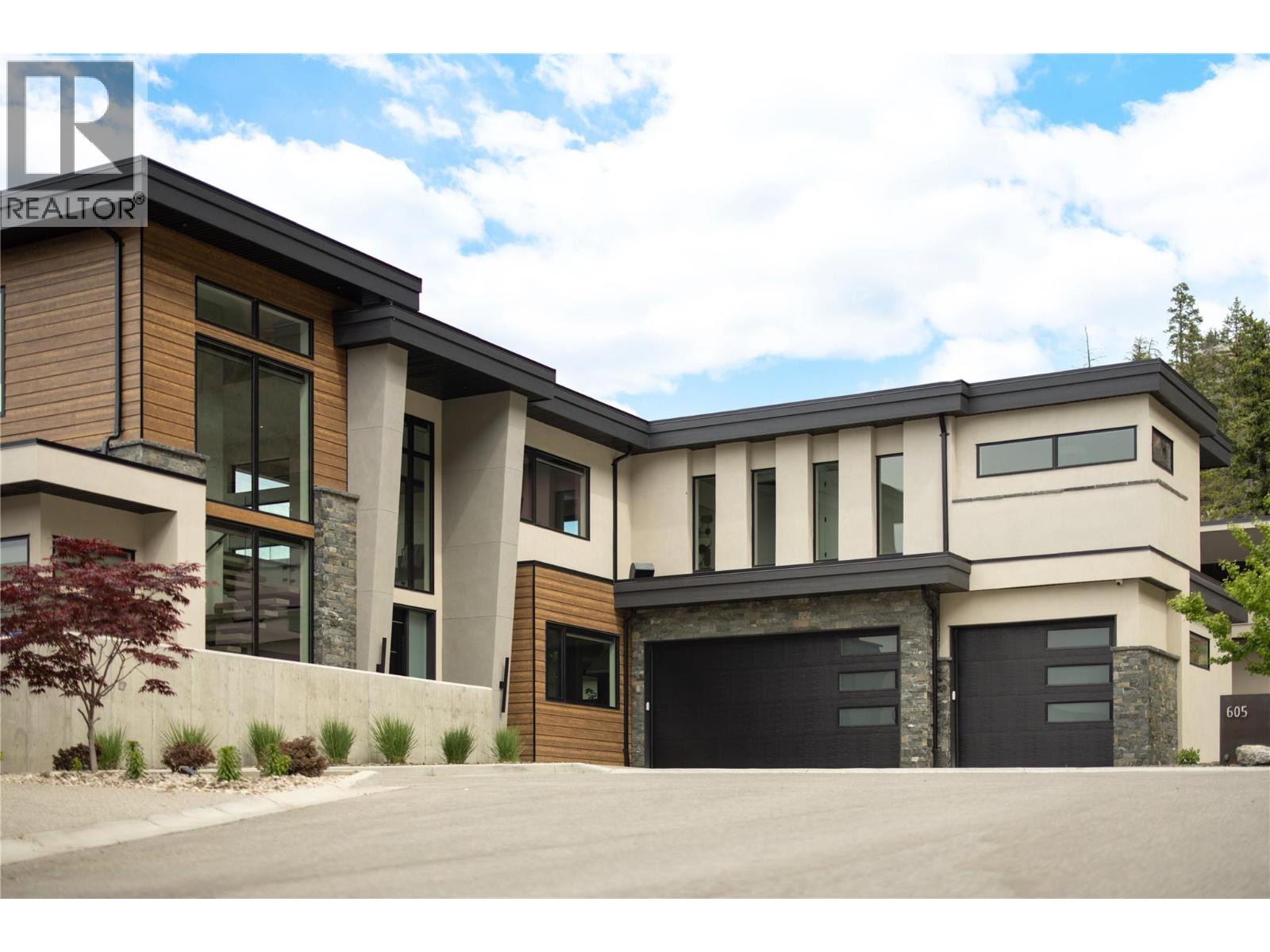 605 Clifton Court
