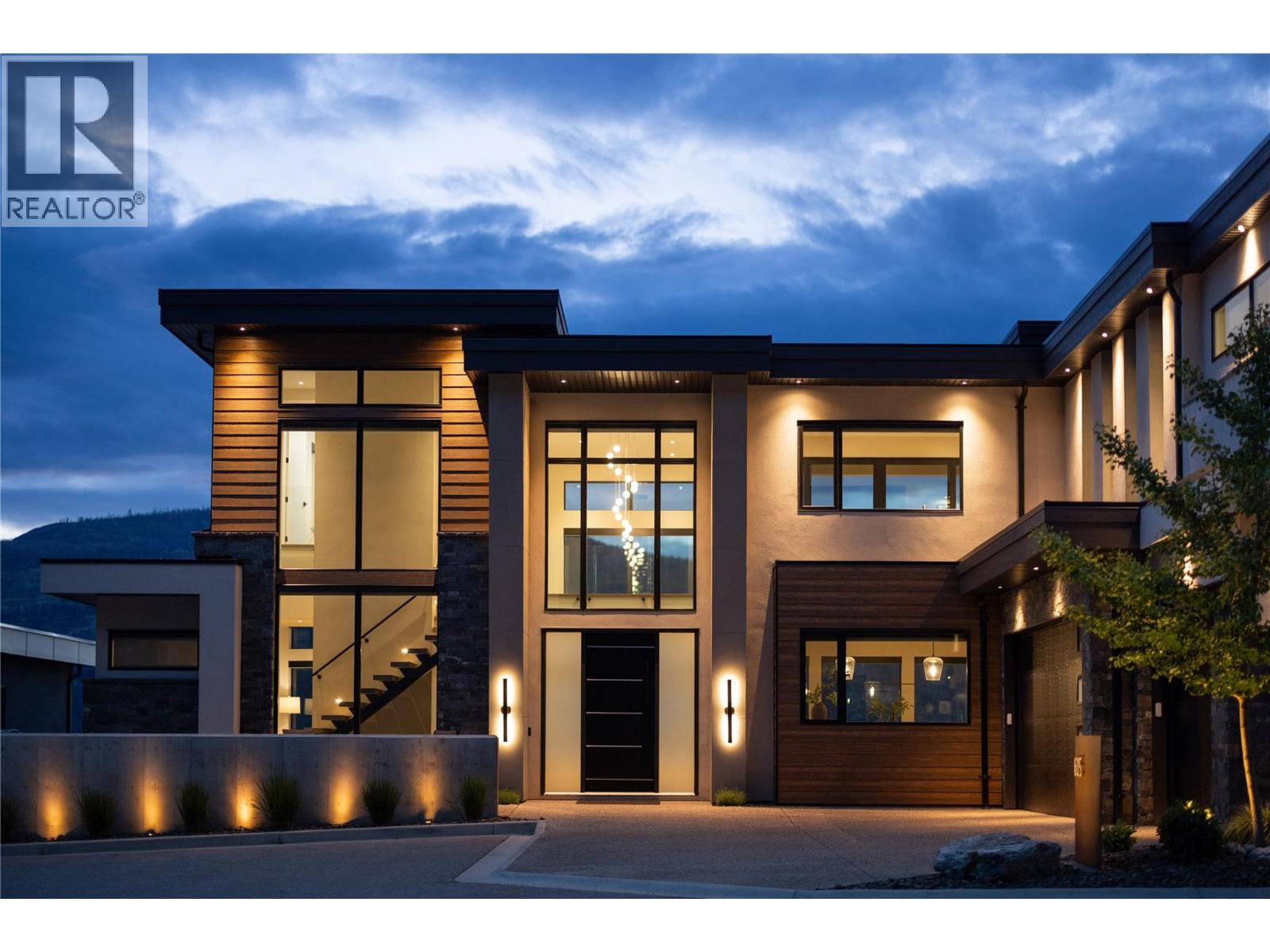 605 Clifton Court