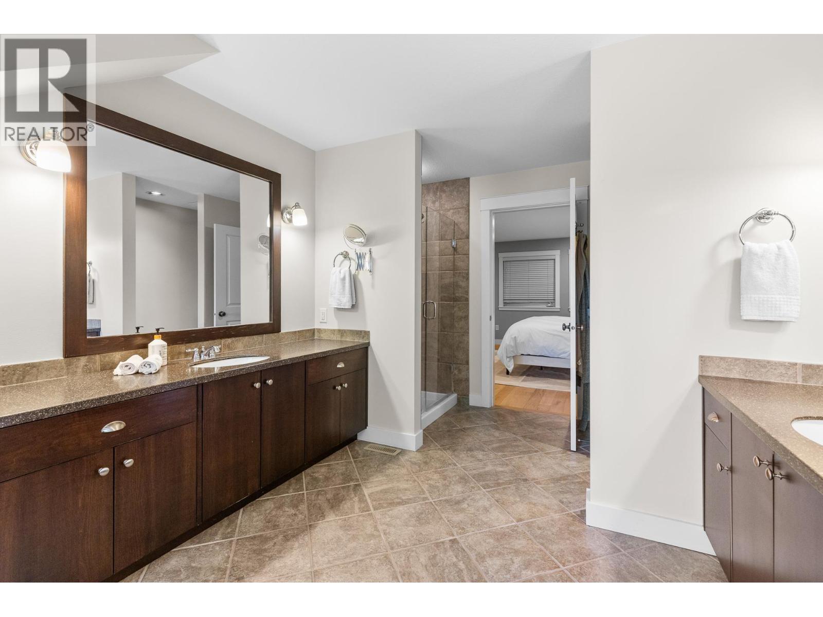 1717 Canyon View Court
