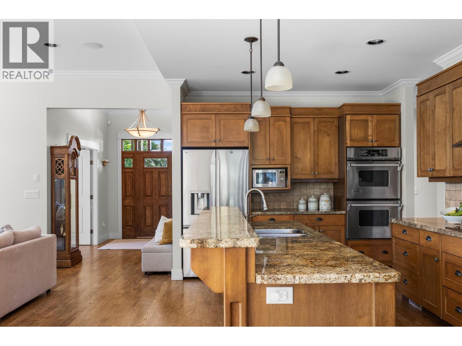 1717 Canyon View Court