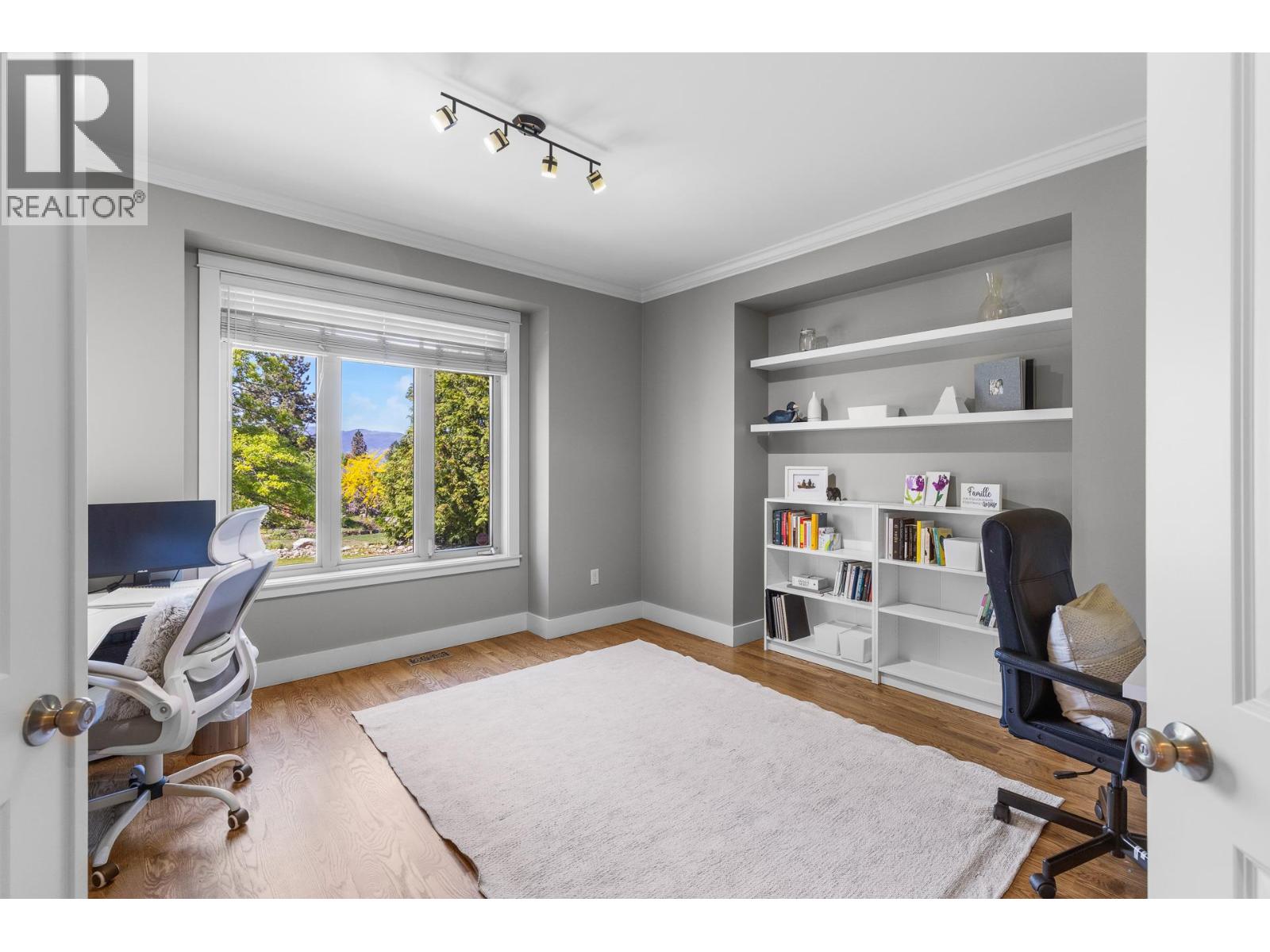 1717 Canyon View Court