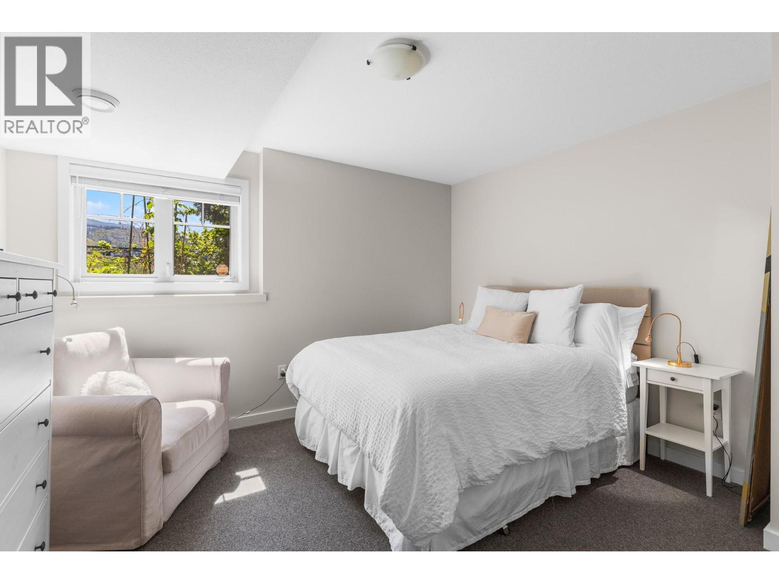 1717 Canyon View Court