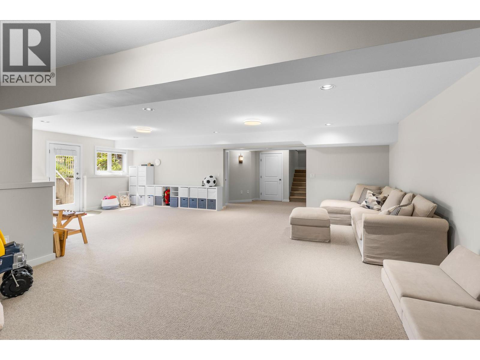 1717 Canyon View Court