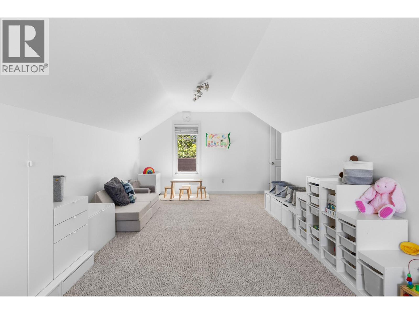 1717 Canyon View Court