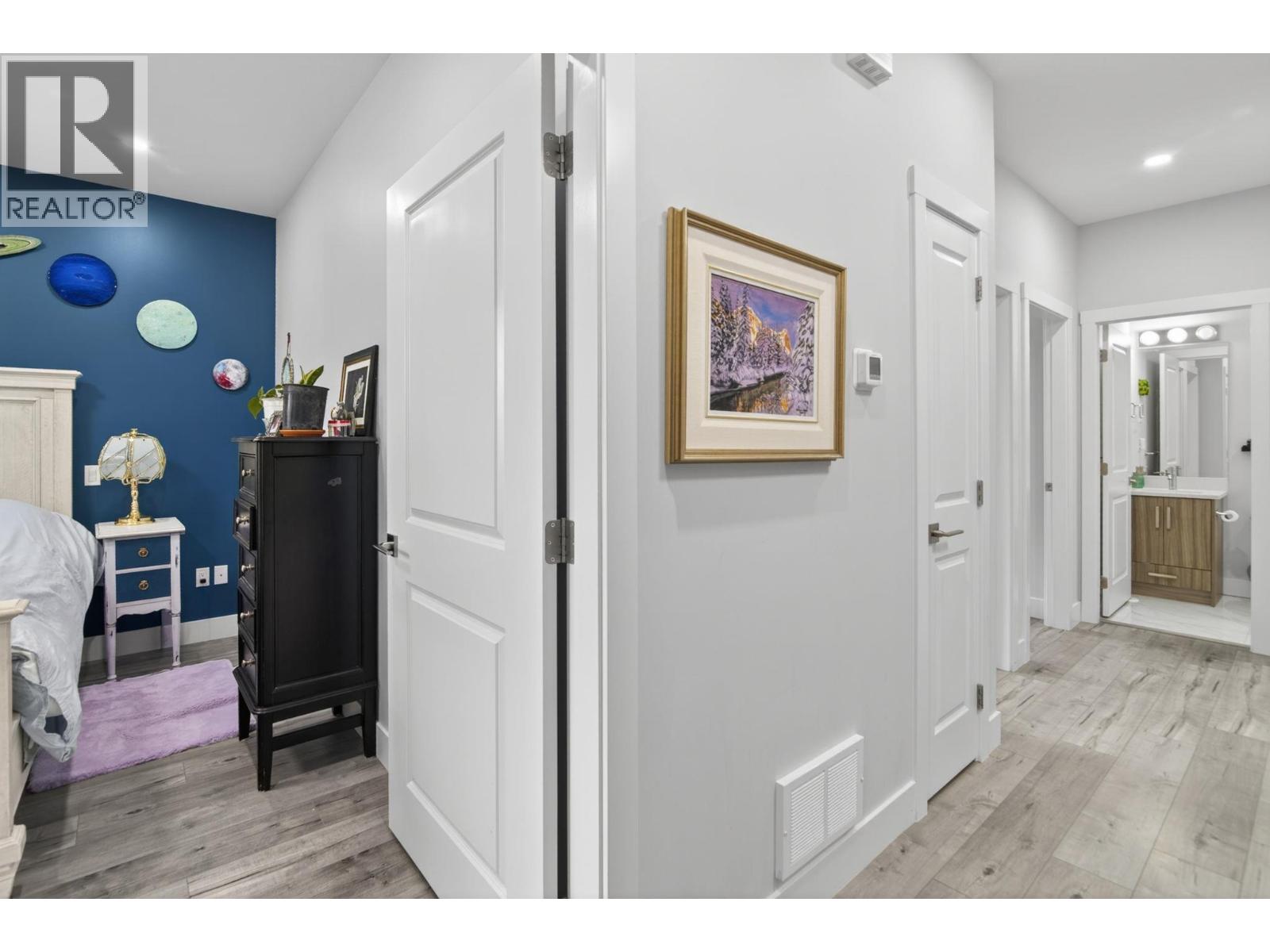 1038 Stockwell Avenue Unit# 1