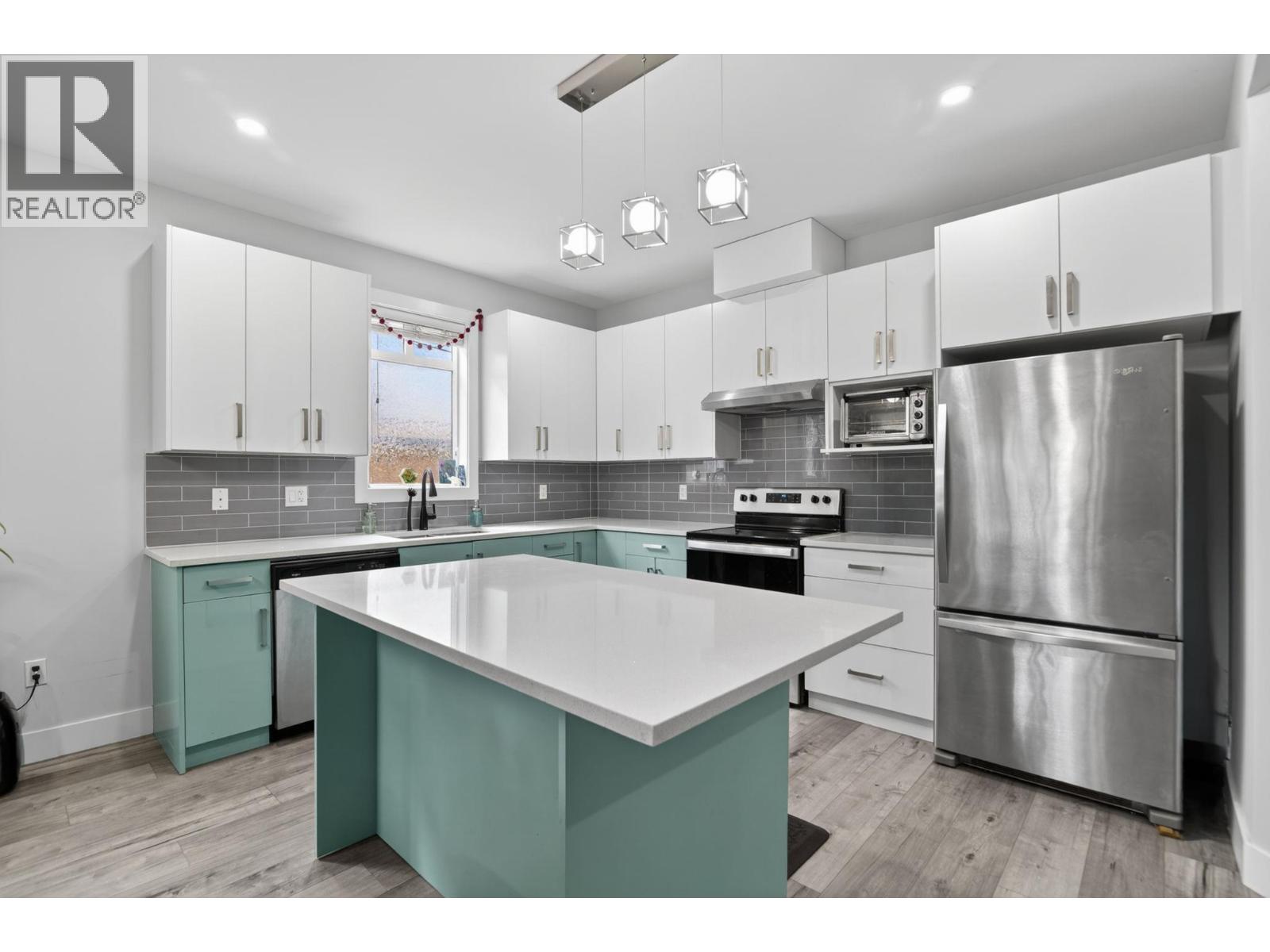 1038 Stockwell Avenue Unit# 1