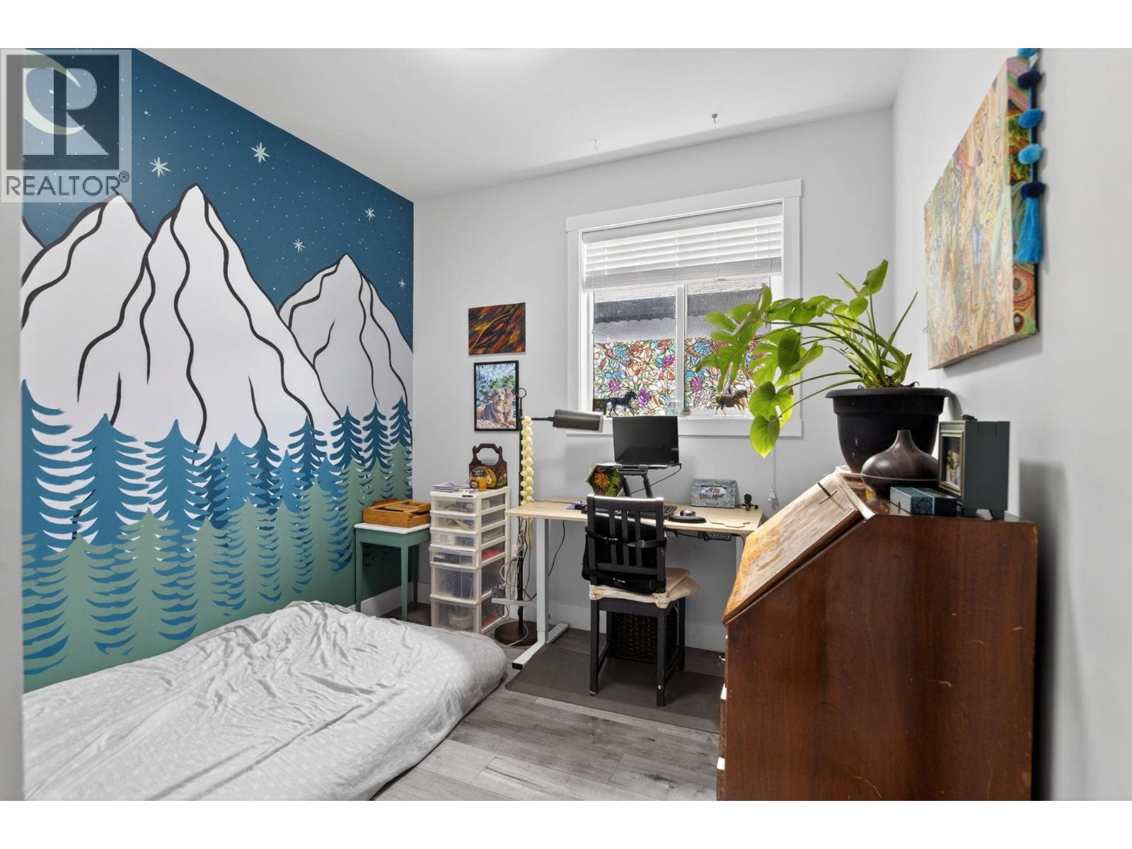 1038 Stockwell Avenue Unit# 1