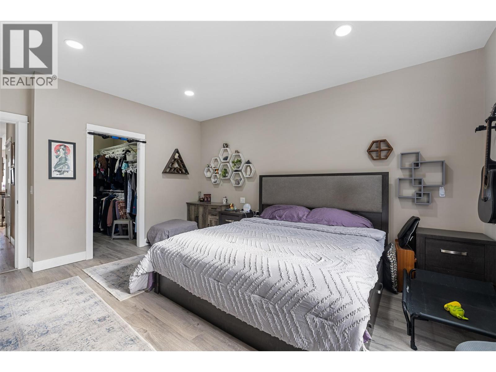 13272 Shoreline Drive