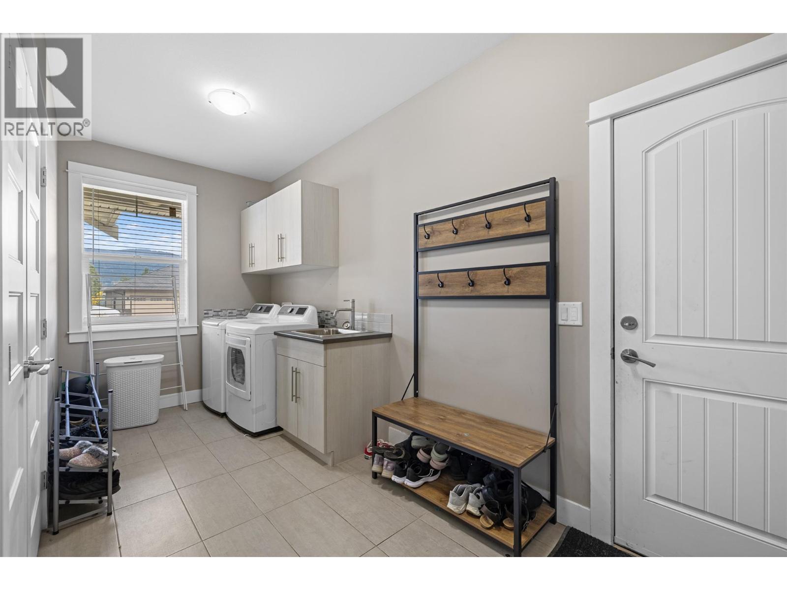 13272 Shoreline Drive