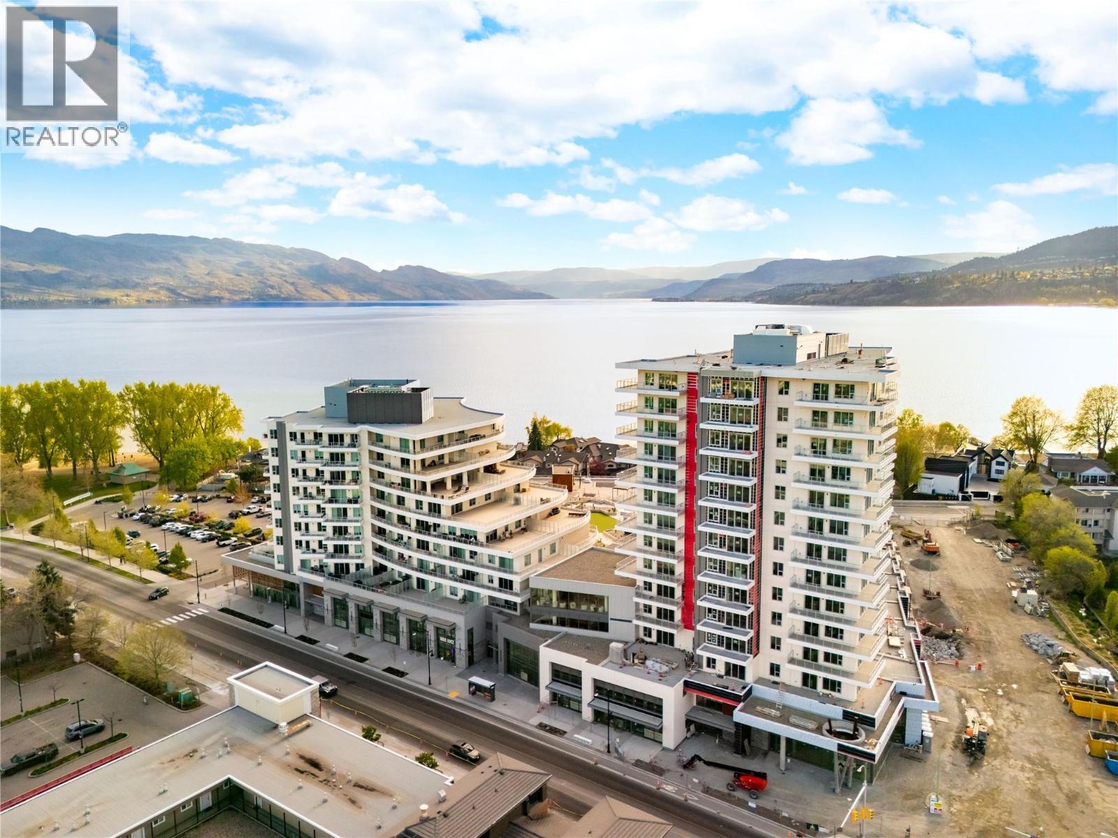 3340 Lakeshore Road Unit# 411