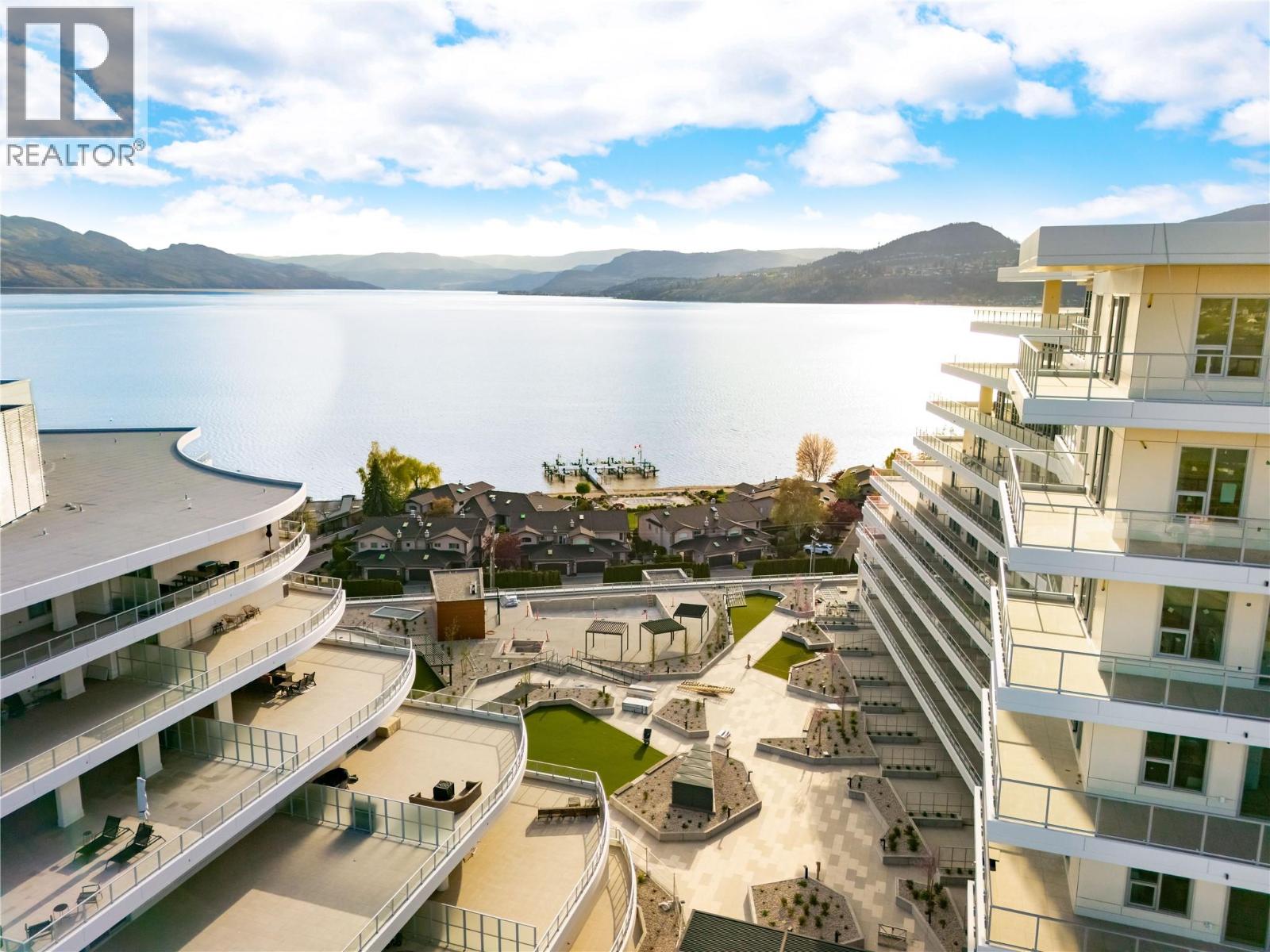 3340 Lakeshore Road Unit# 411