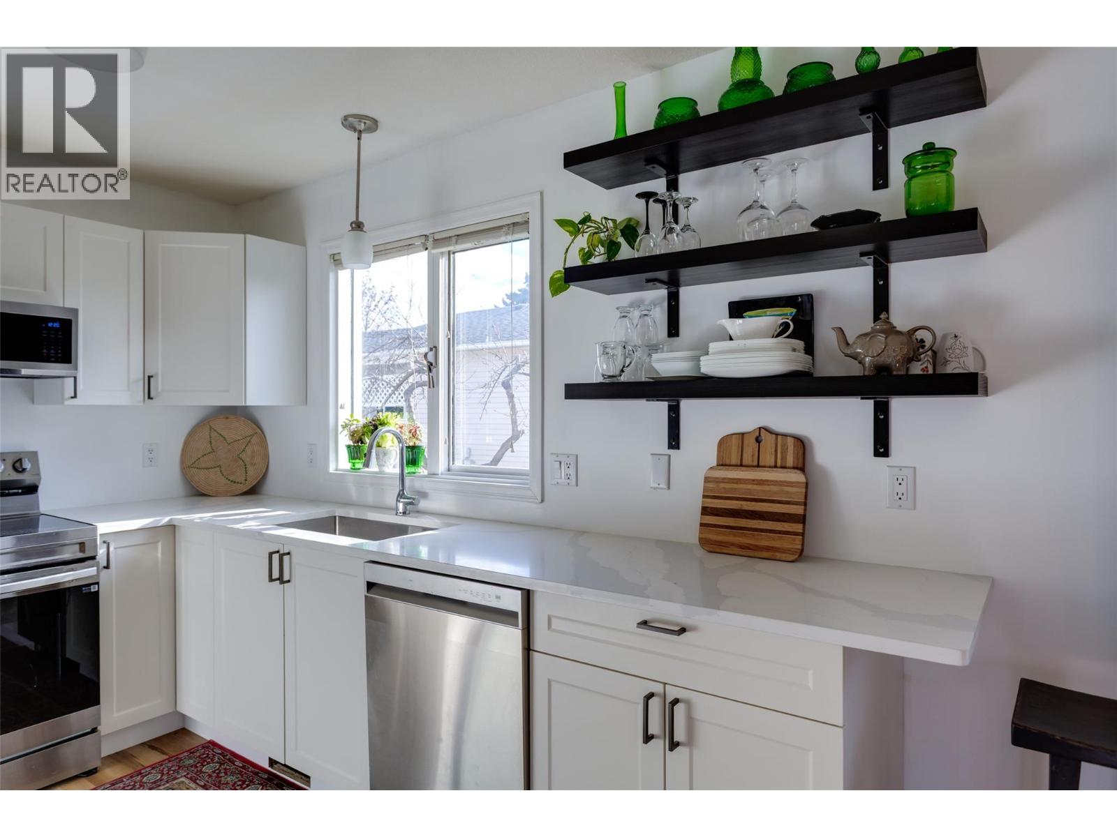1255 Raymer Avenue Unit# 527